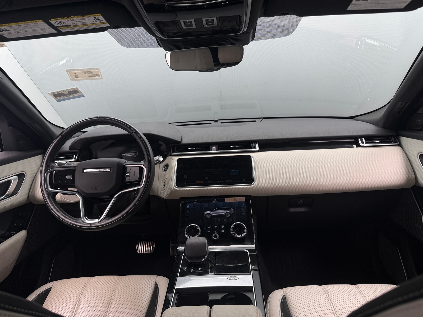 Thumbnail: 2021 Land Rover Range Rover Velar - 3
