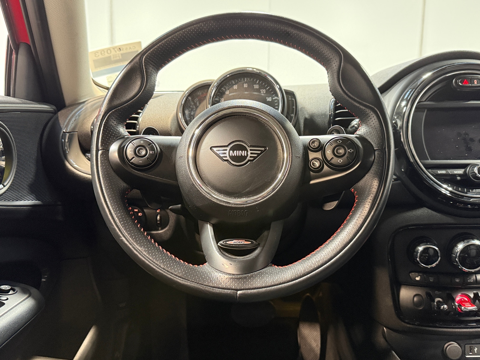 Thumbnail: 2020 MINI Cooper Clubman - 4