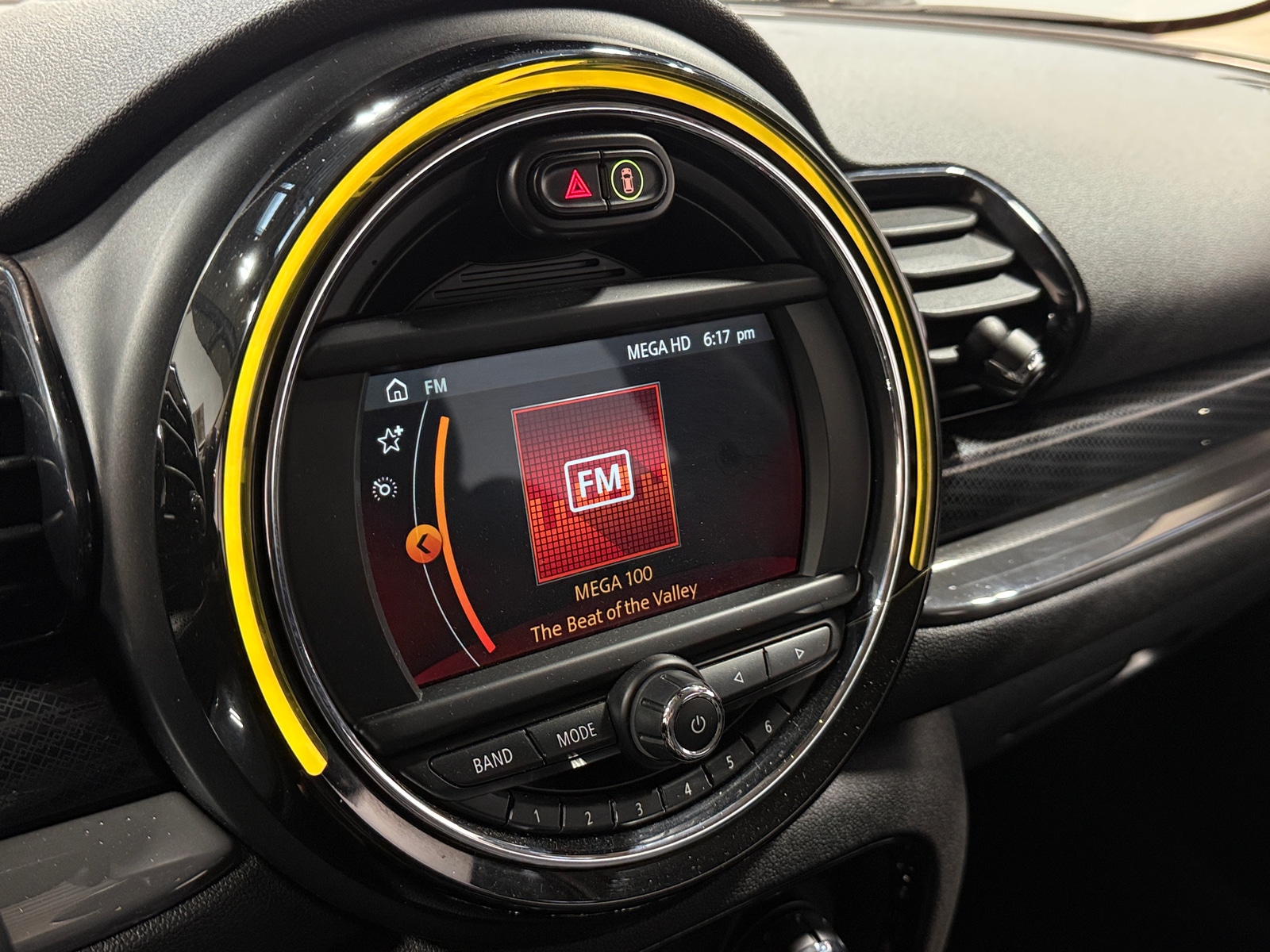 Thumbnail: 2020 MINI Cooper Clubman - 3
