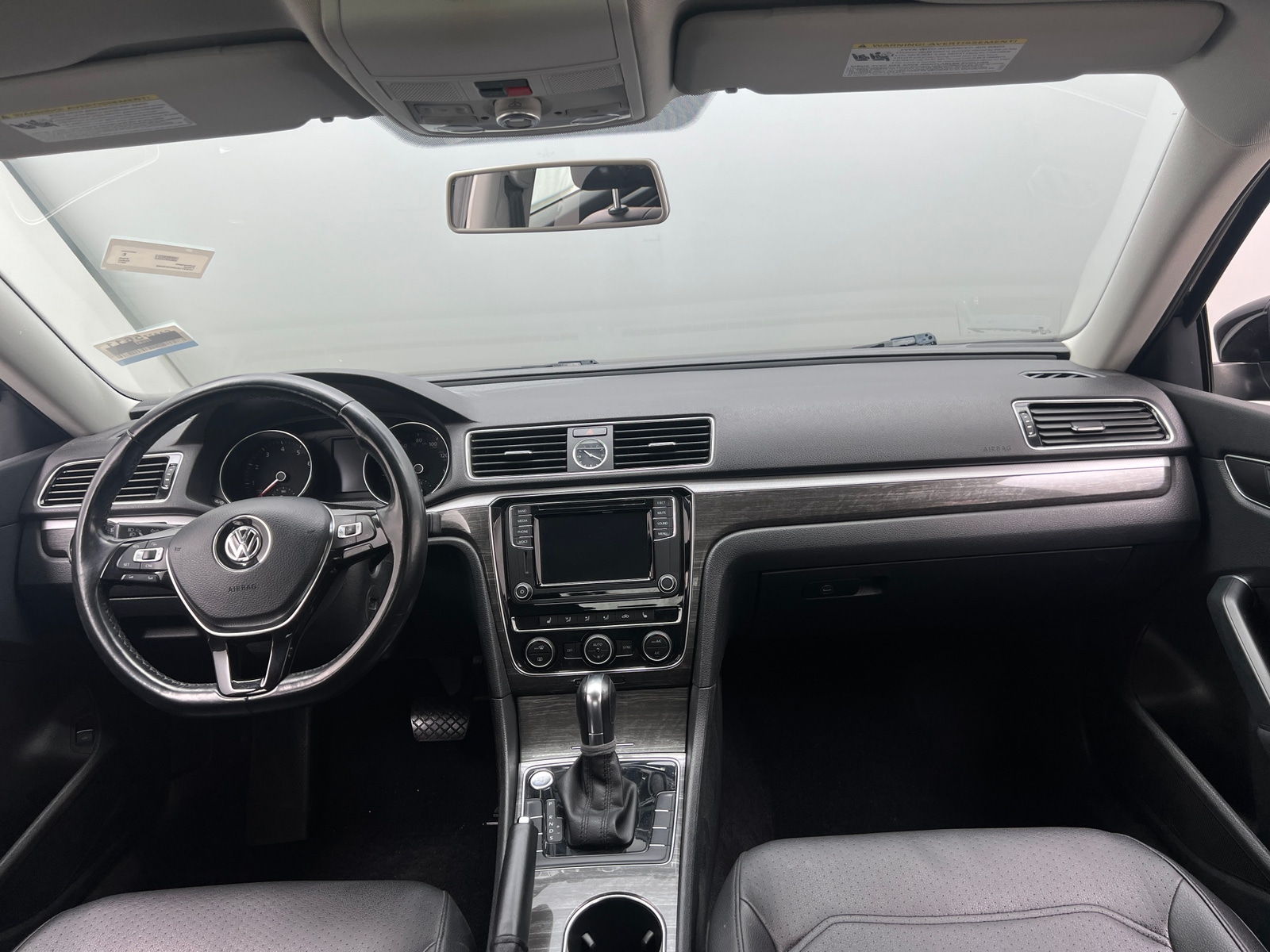 Thumbnail: 2017 Volkswagen Passat - 2