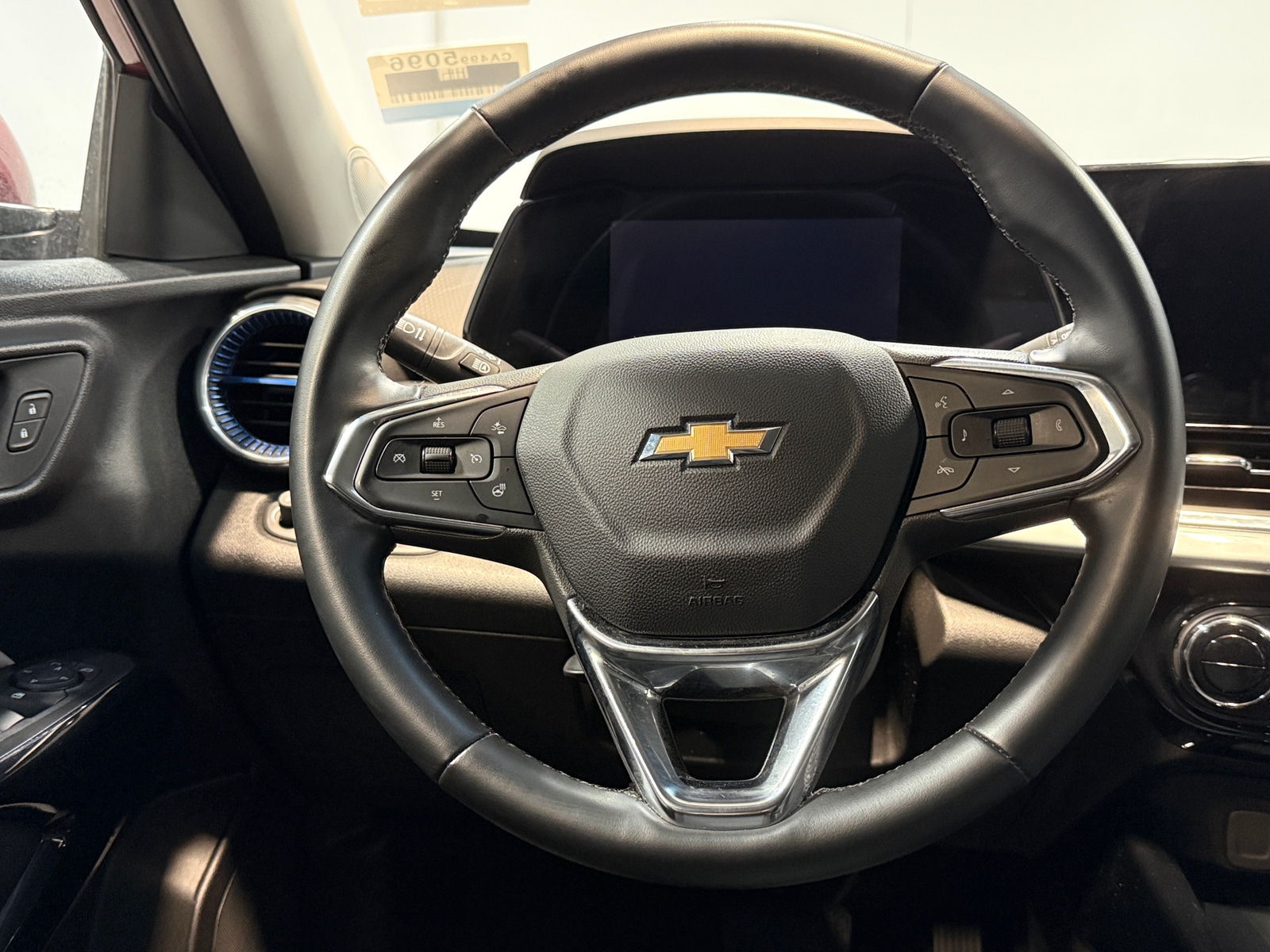 Thumbnail: 2025 Chevrolet Trax - 5