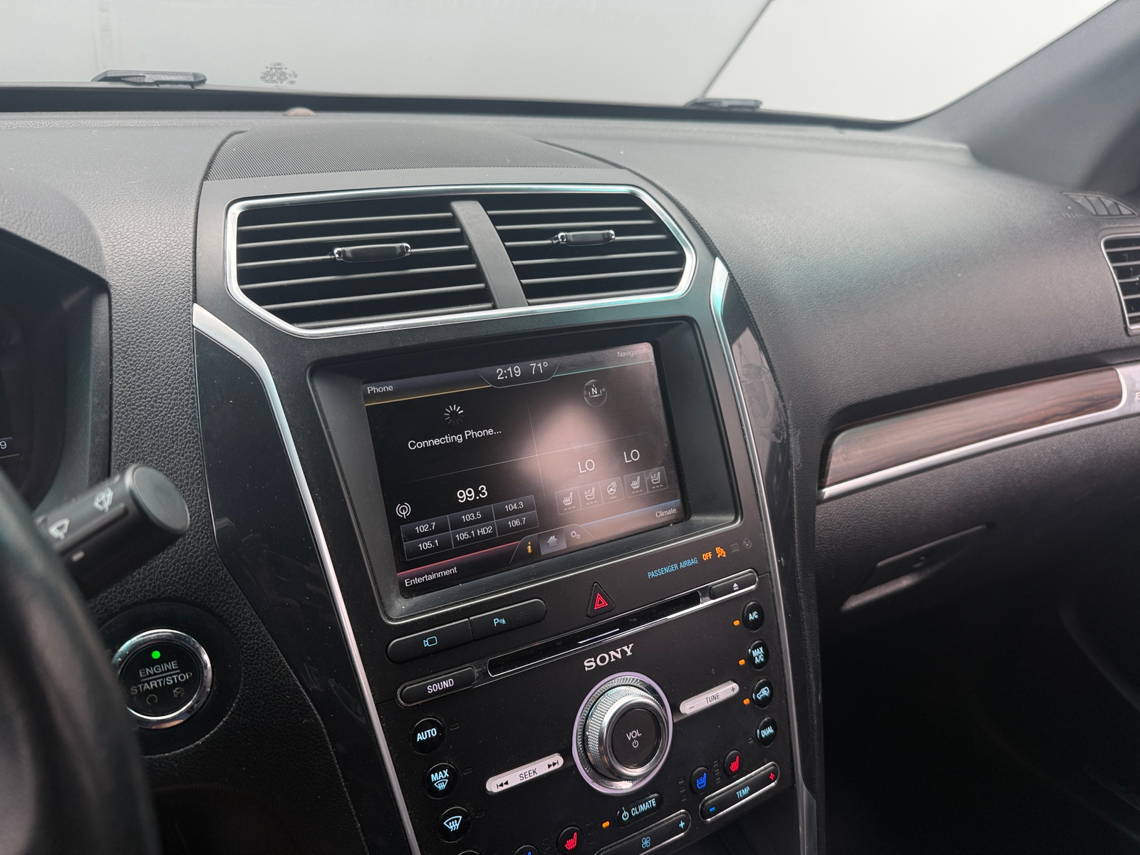 Thumbnail: 2016 Ford Explorer - 3
