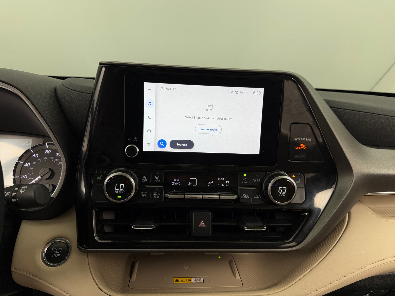 Thumbnail: 2025 Toyota Highlander - 3