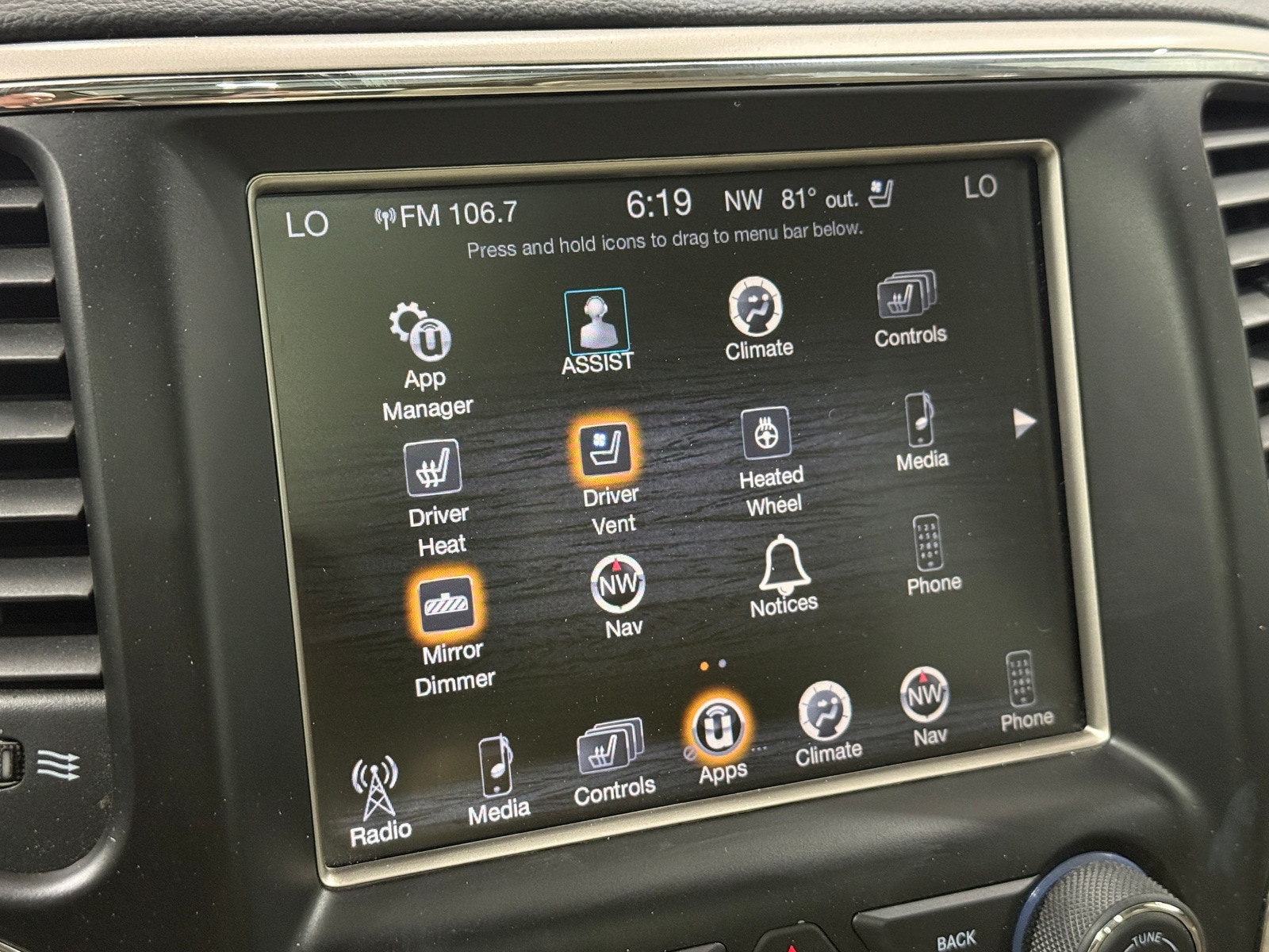 Thumbnail: 2016 Jeep Grand Cherokee - 3
