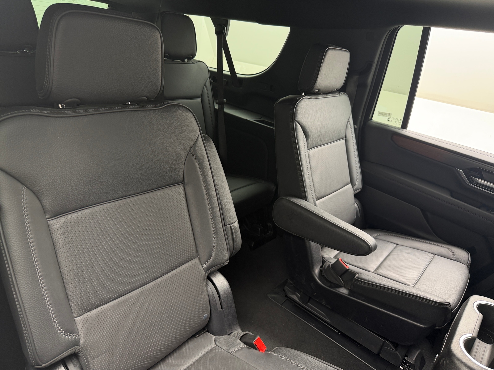 Thumbnail: 2025 GMC Yukon XL - 5