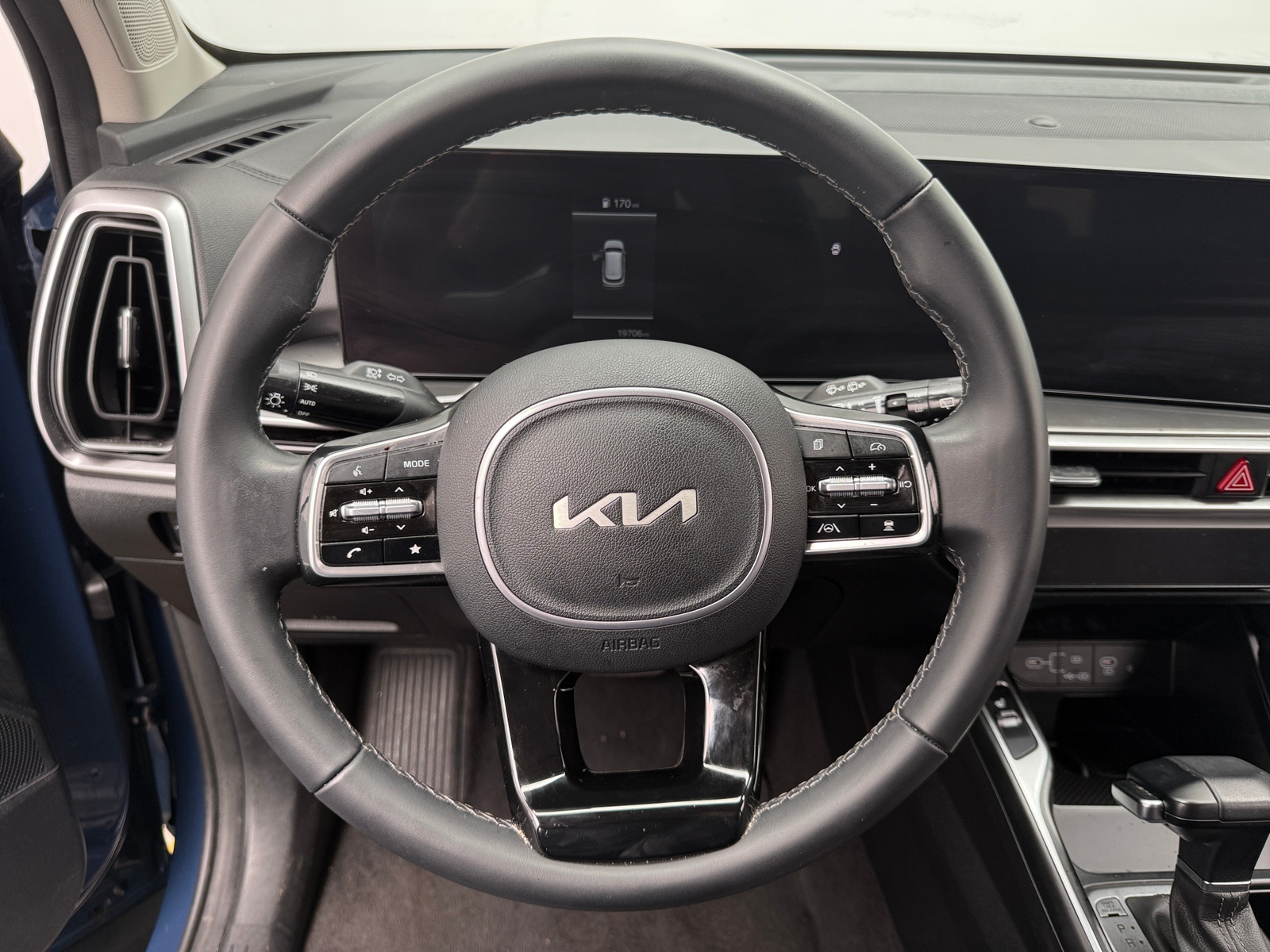Thumbnail: 2025 Kia Sorento - 4