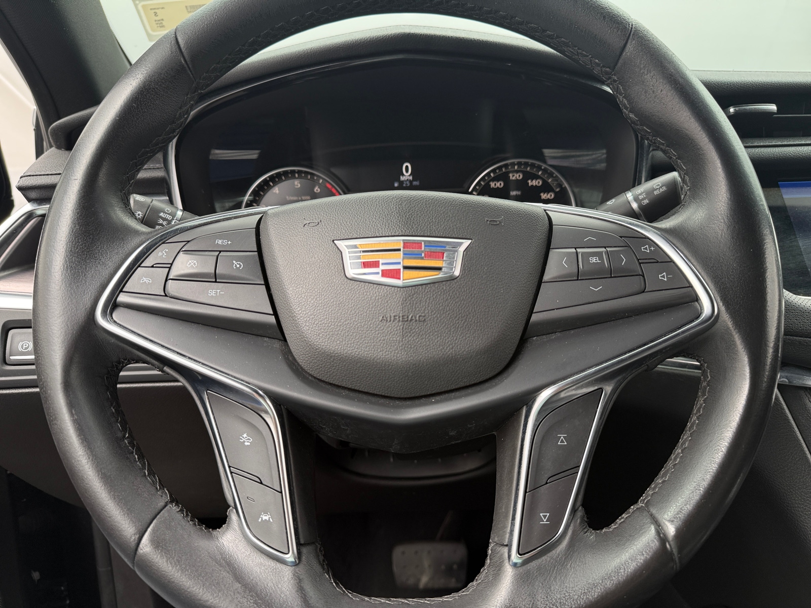 Thumbnail: 2021 Cadillac XT5 - 4