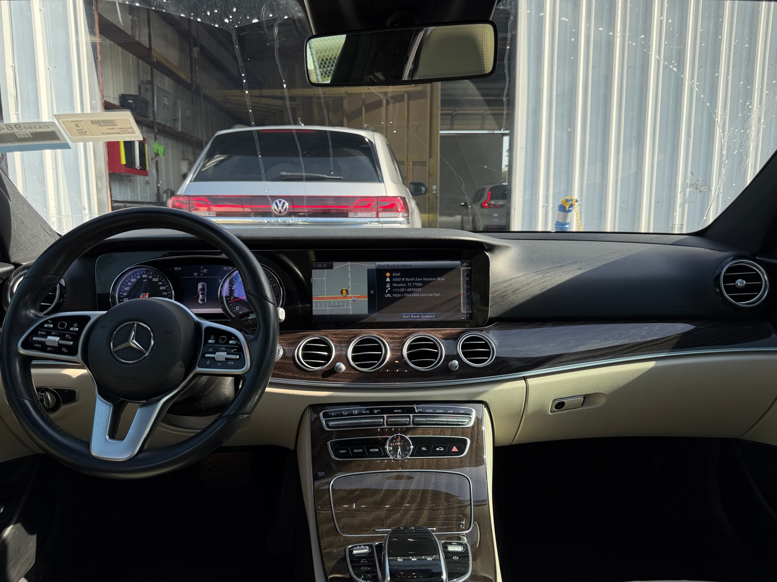 Thumbnail: 2019 Mercedes-Benz E-Class - 3