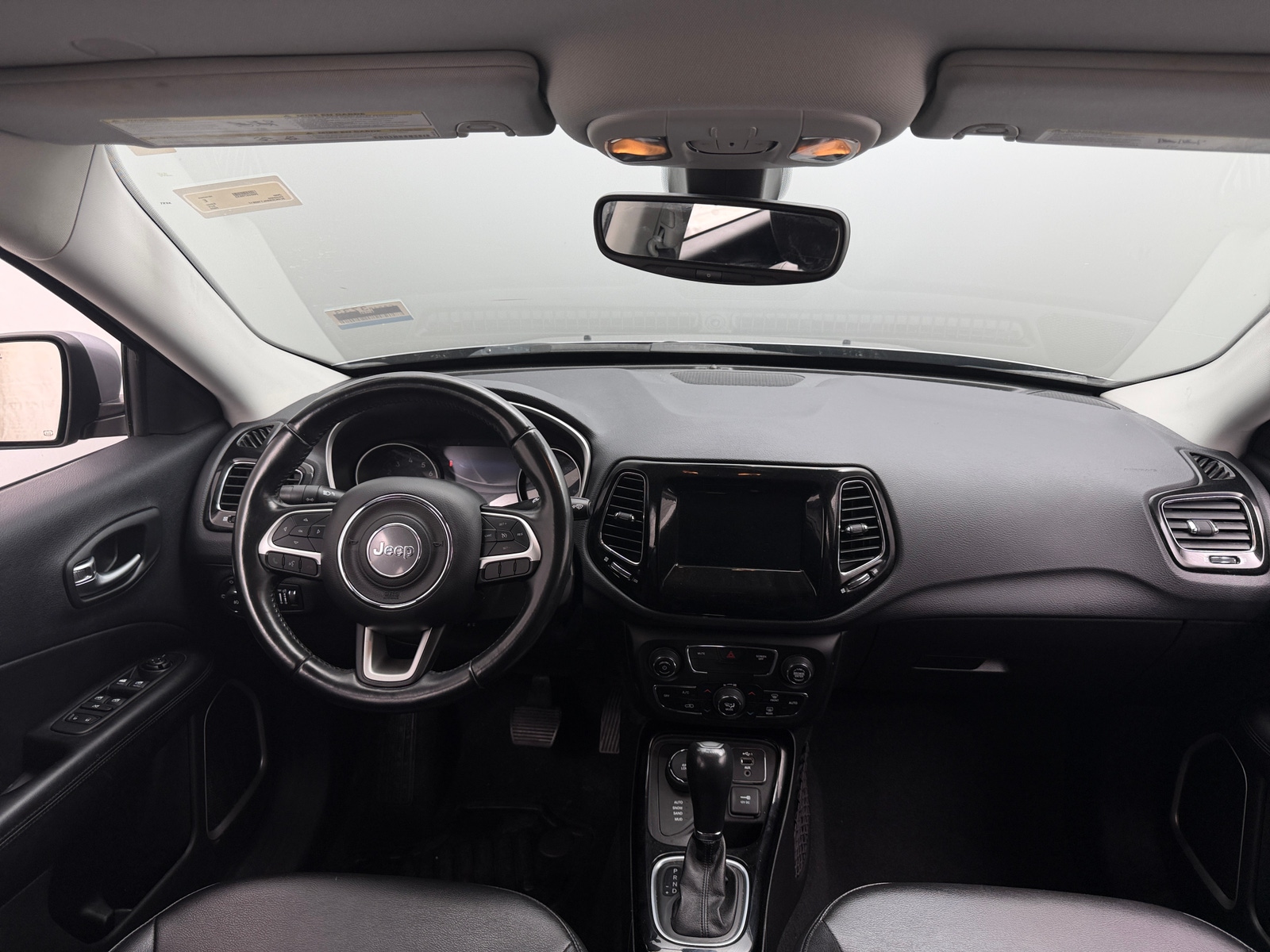 Thumbnail: 2020 Jeep Compass - 3