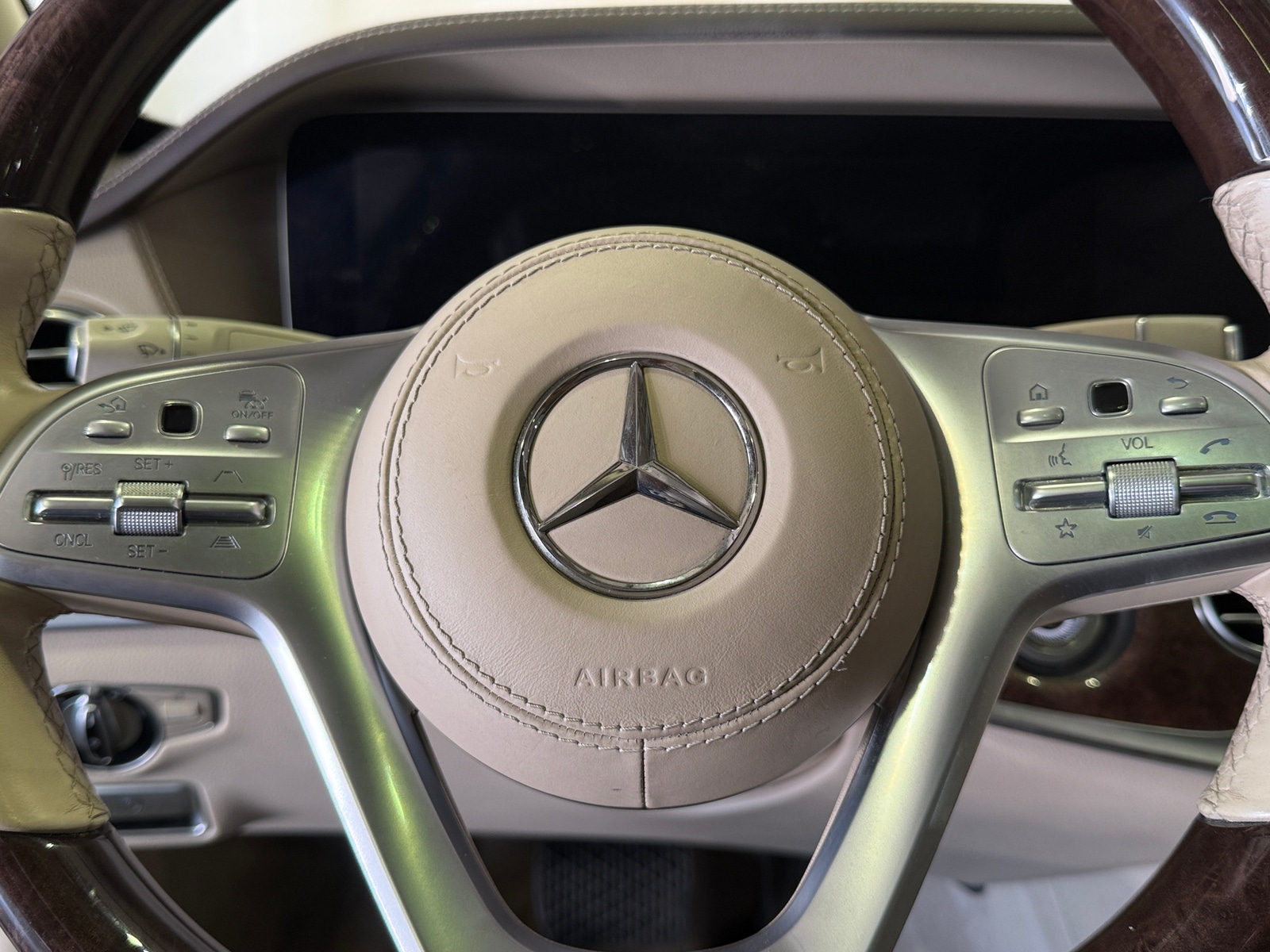 Thumbnail: 2019 Mercedes-Benz S-Class - 4