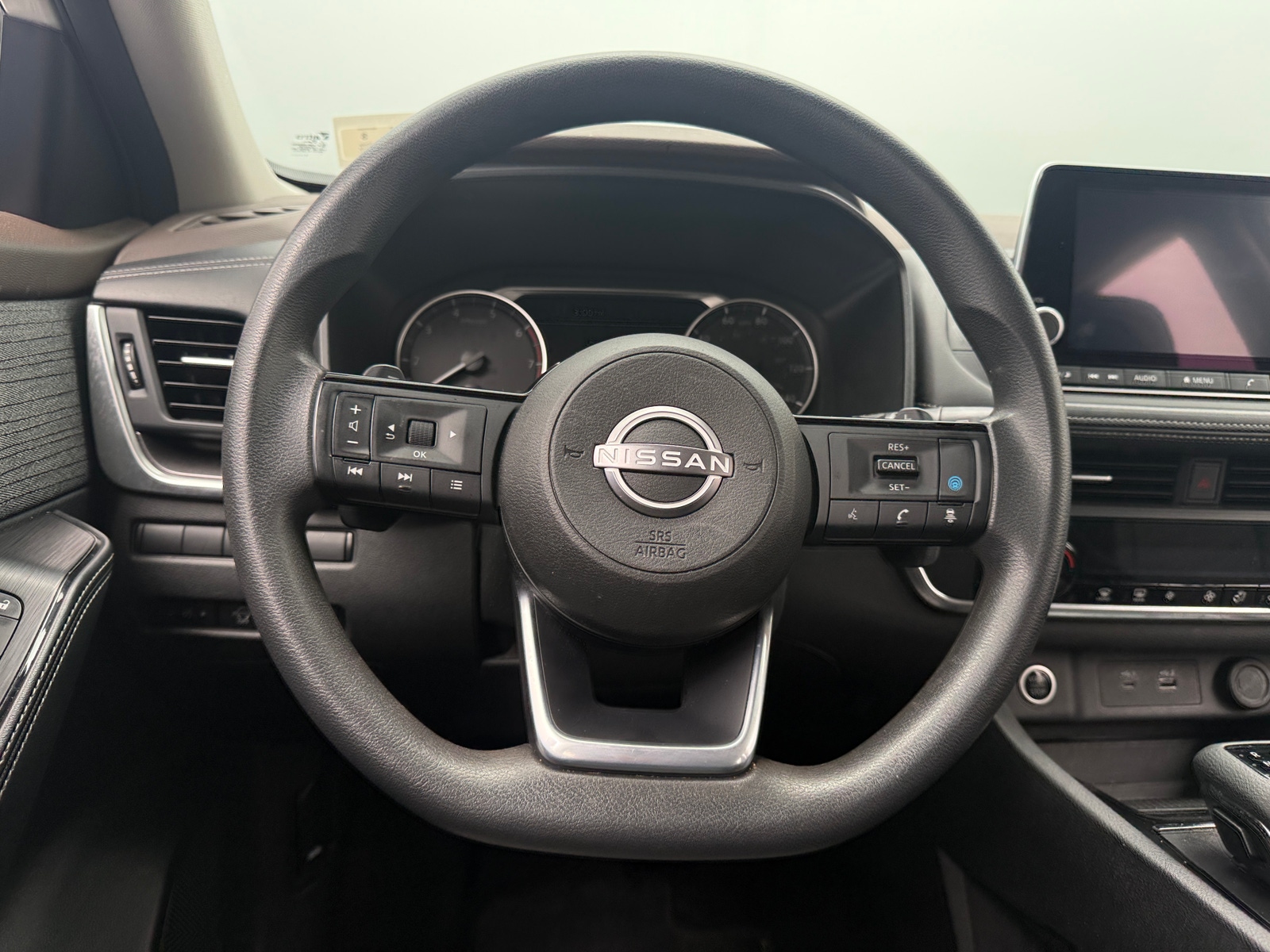 Thumbnail: 2023 Nissan Rogue - 5