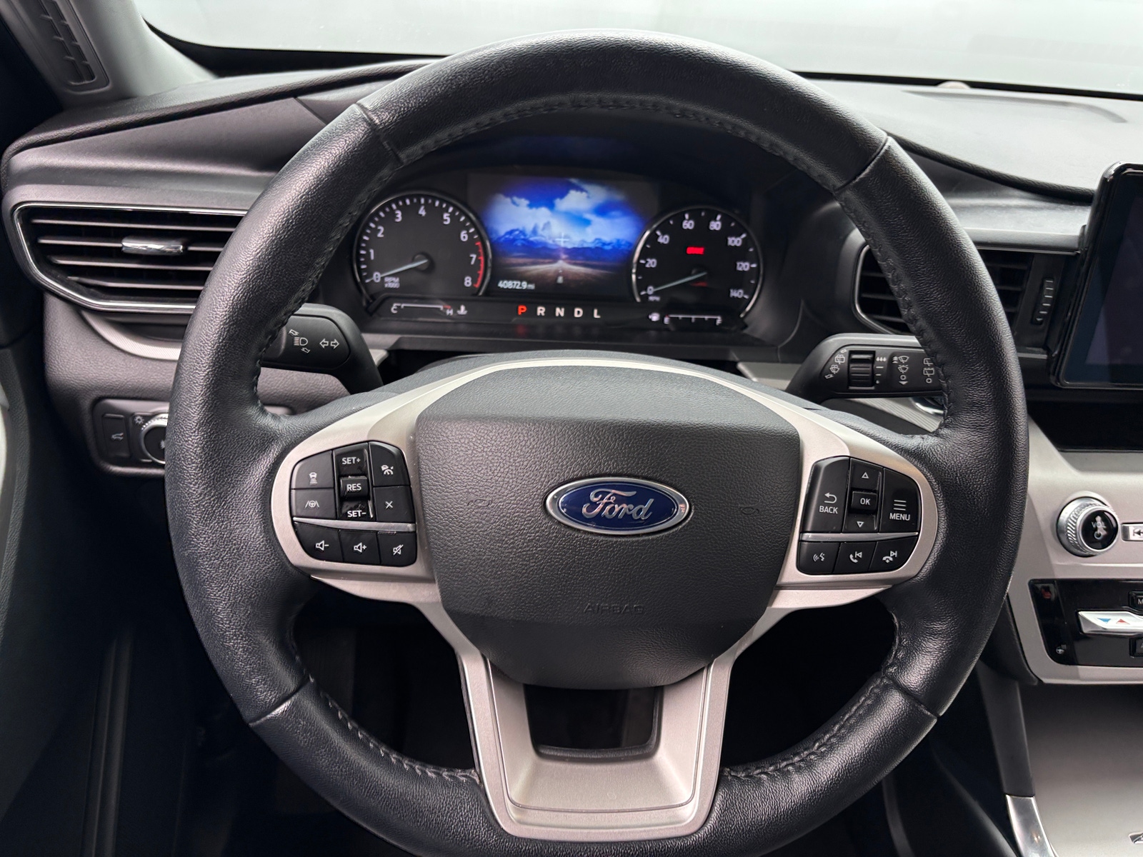 Thumbnail: 2022 Ford Explorer - 4