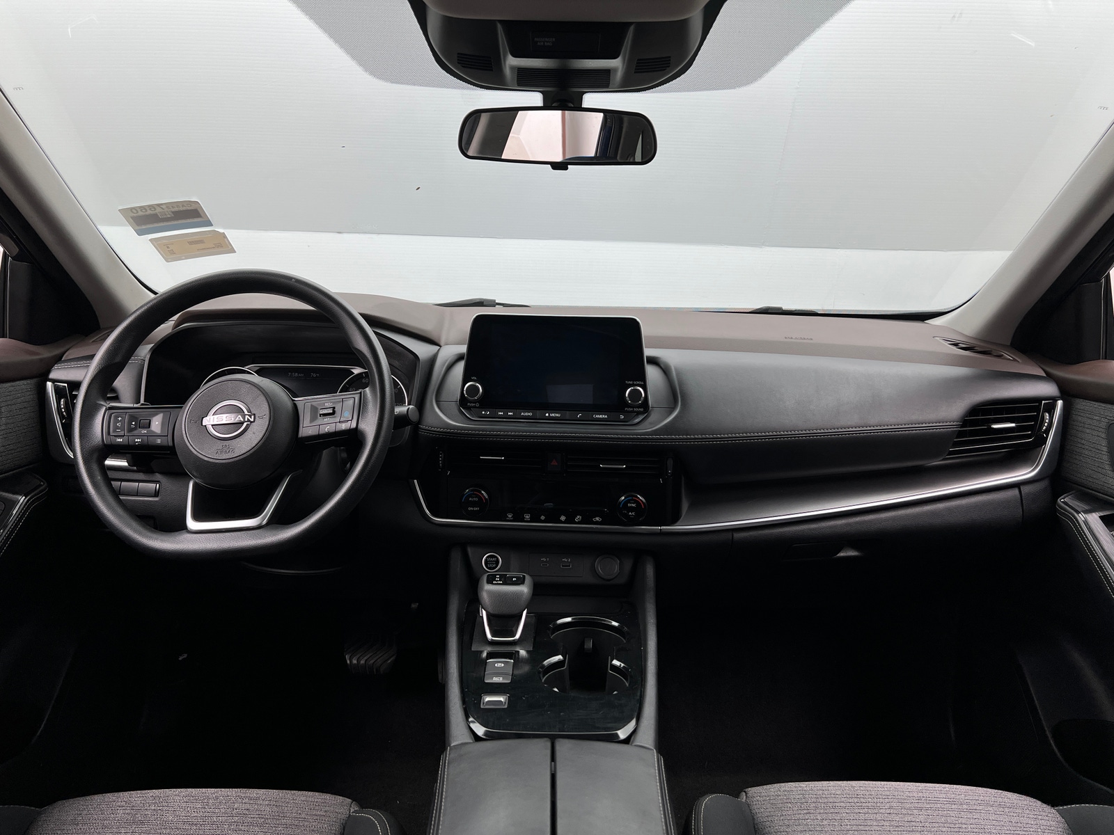 Thumbnail: 2022 Nissan Rogue - 3