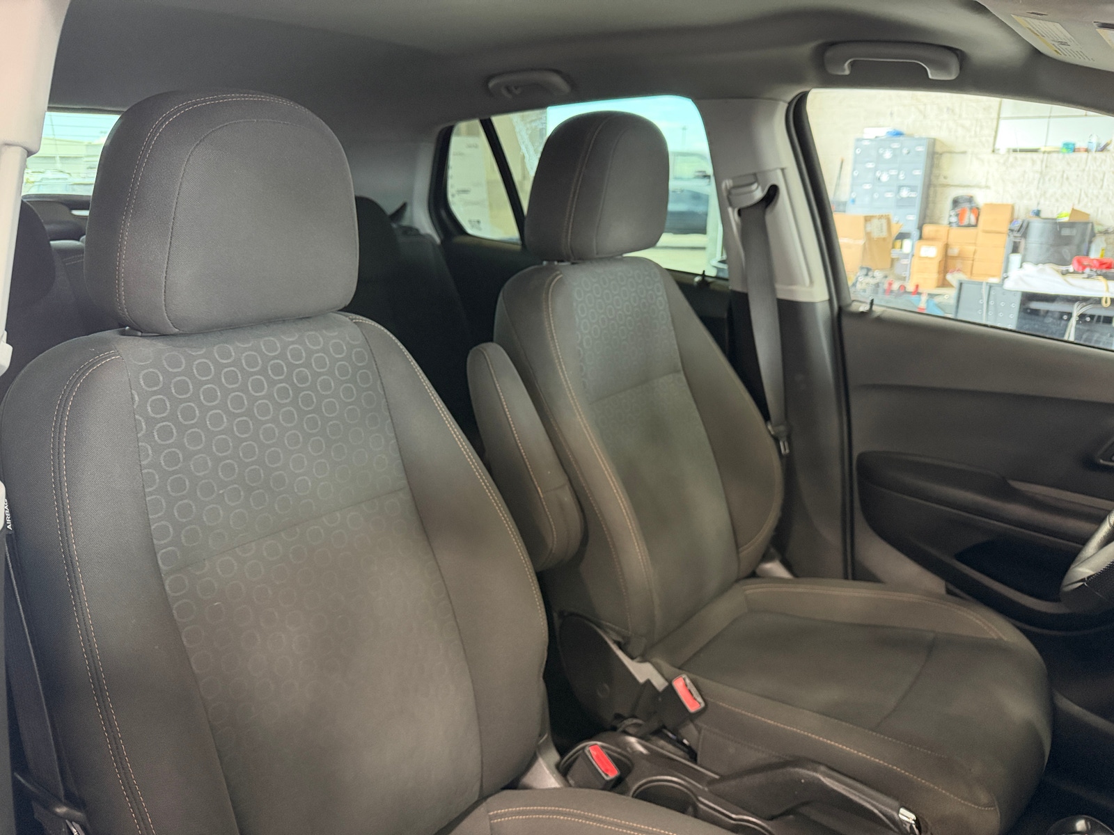 Thumbnail: 2021 Chevrolet Trax - 2