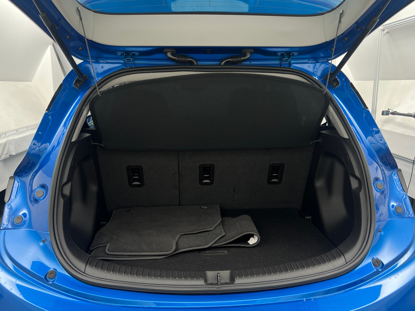 Thumbnail: 2023 Chevrolet Bolt EV - 6