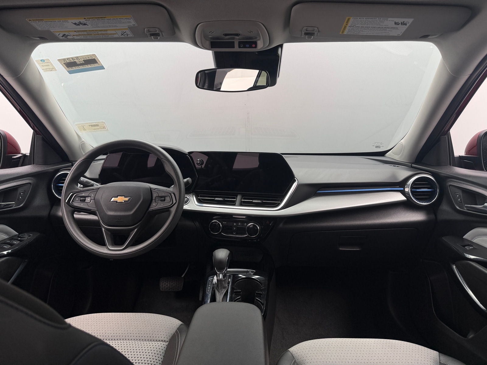 Thumbnail: 2025 Chevrolet Trax - 3