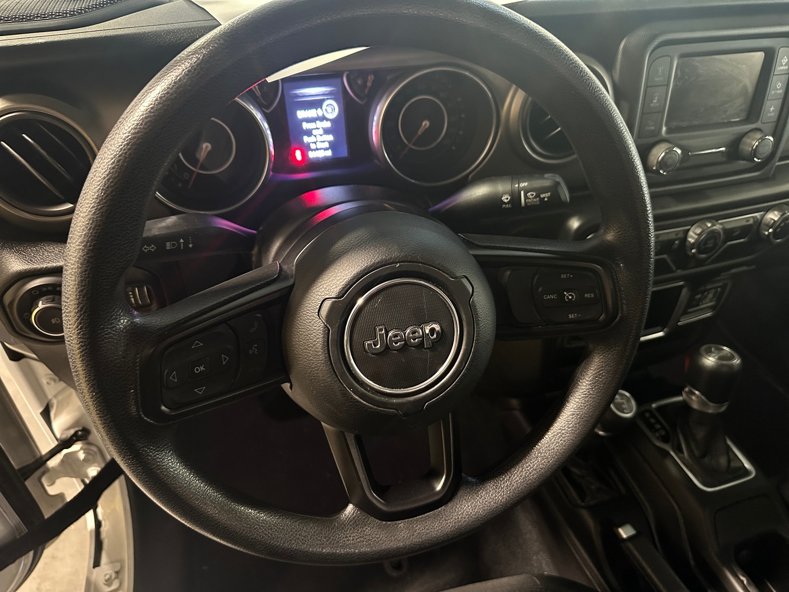 Thumbnail: 2018 Jeep Wrangler - 5