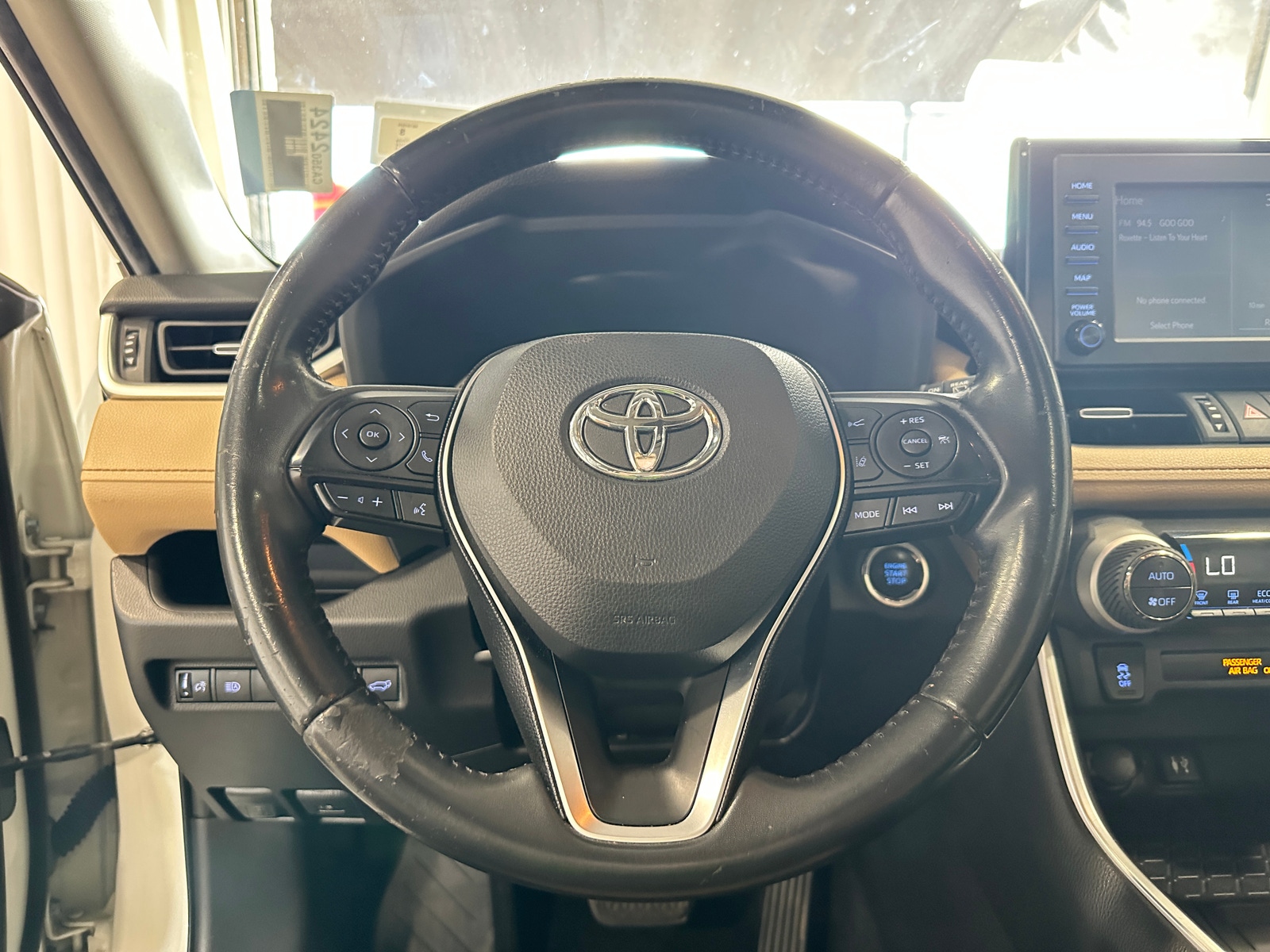 Thumbnail: 2019 Toyota RAV4 - 4