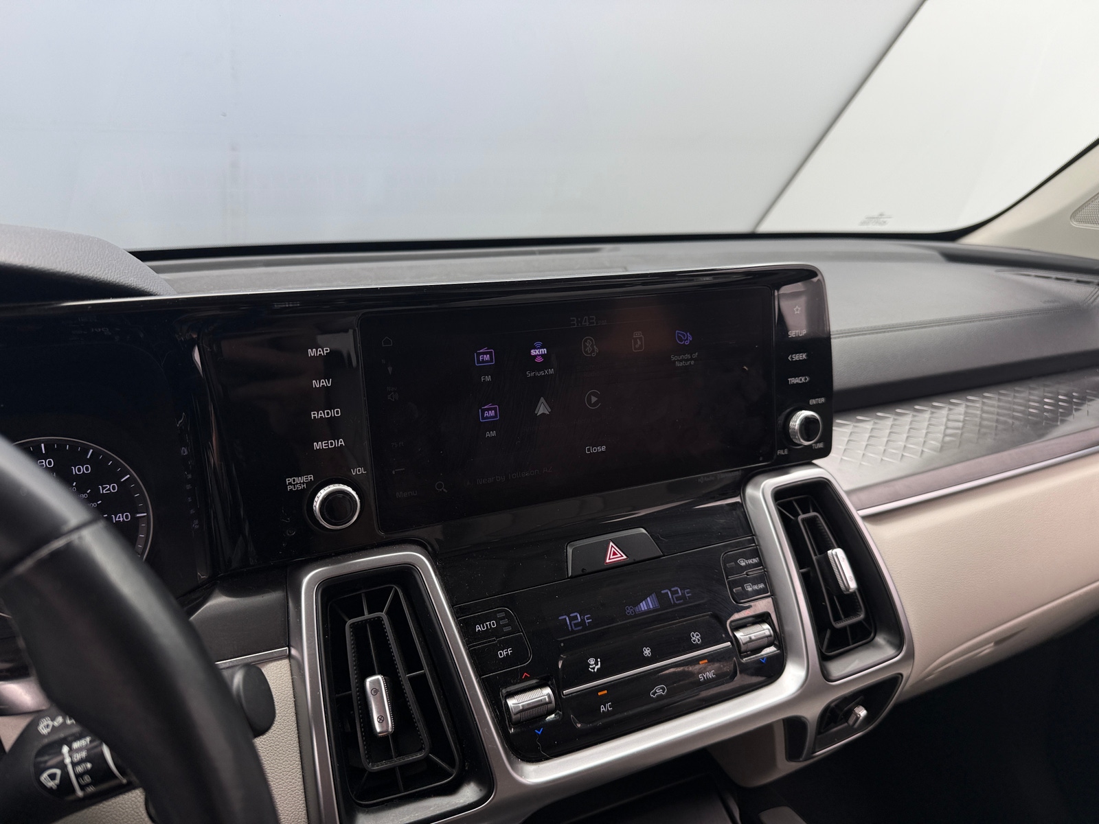 Thumbnail: 2023 Kia Sorento - 3