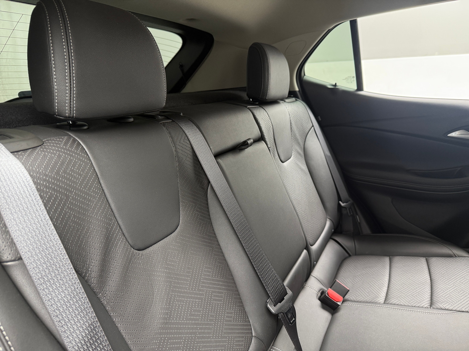 Thumbnail: 2022 Buick Encore GX - 5