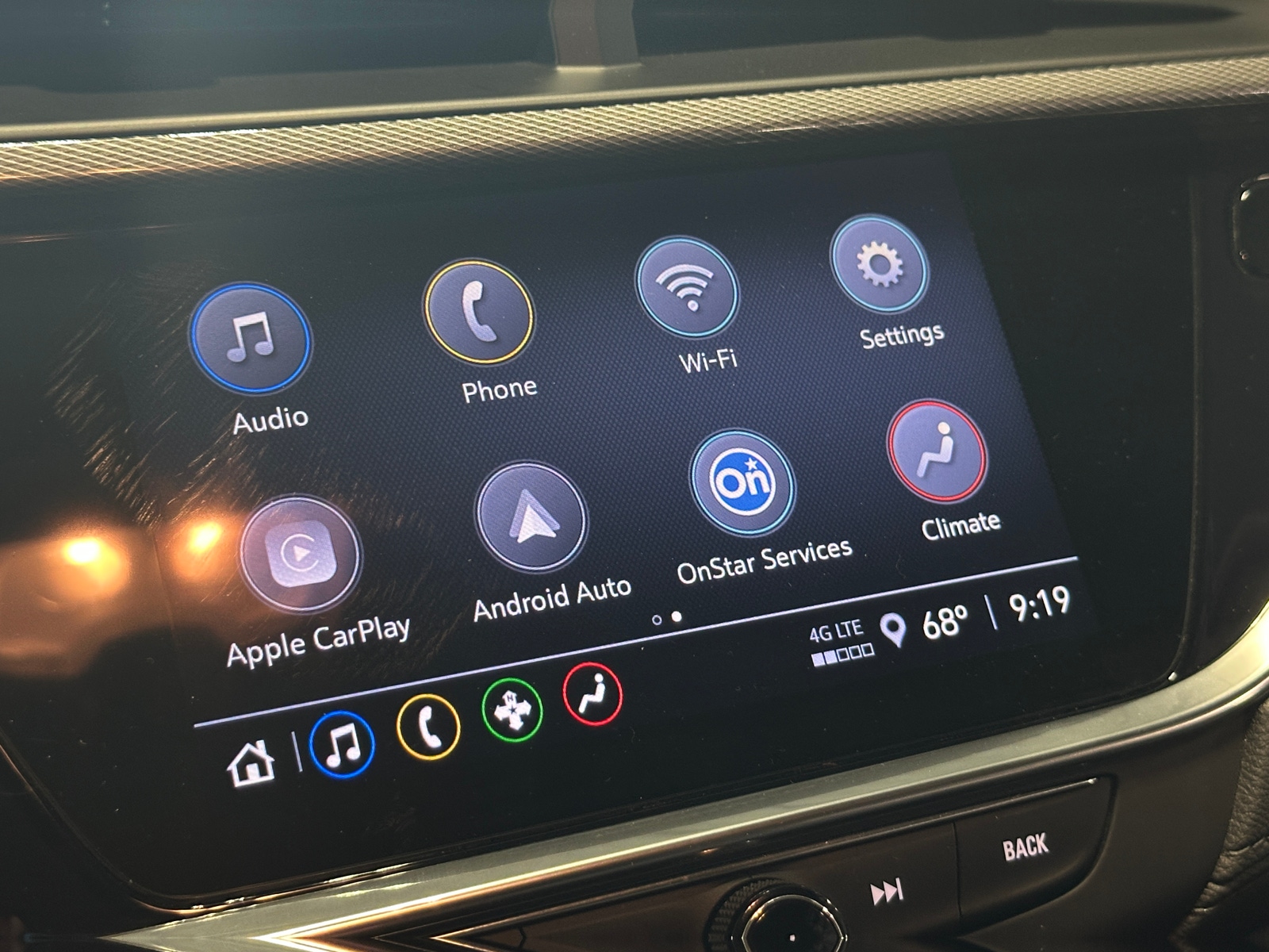 Thumbnail: 2022 Buick Encore GX - 3