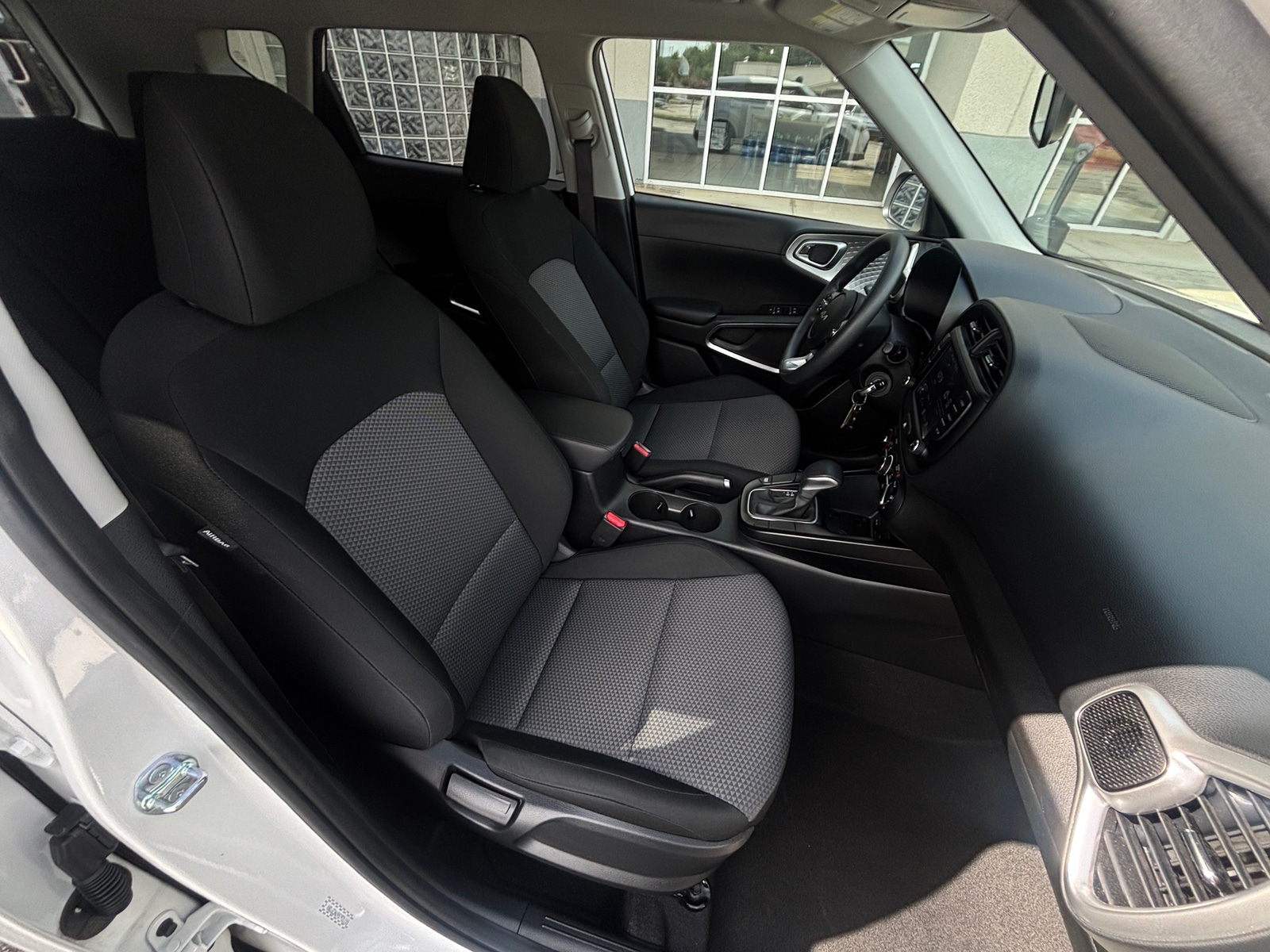 Thumbnail: 2025 Kia Soul - 2