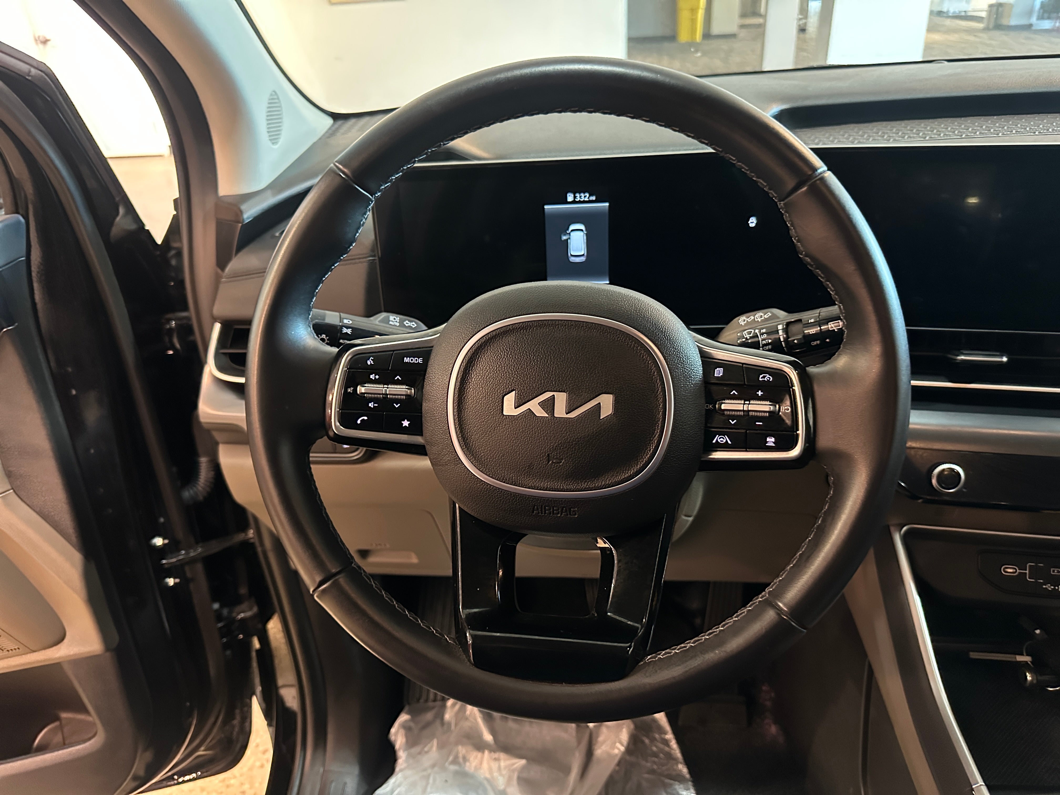 Thumbnail: 2026 Kia Carnival - 5