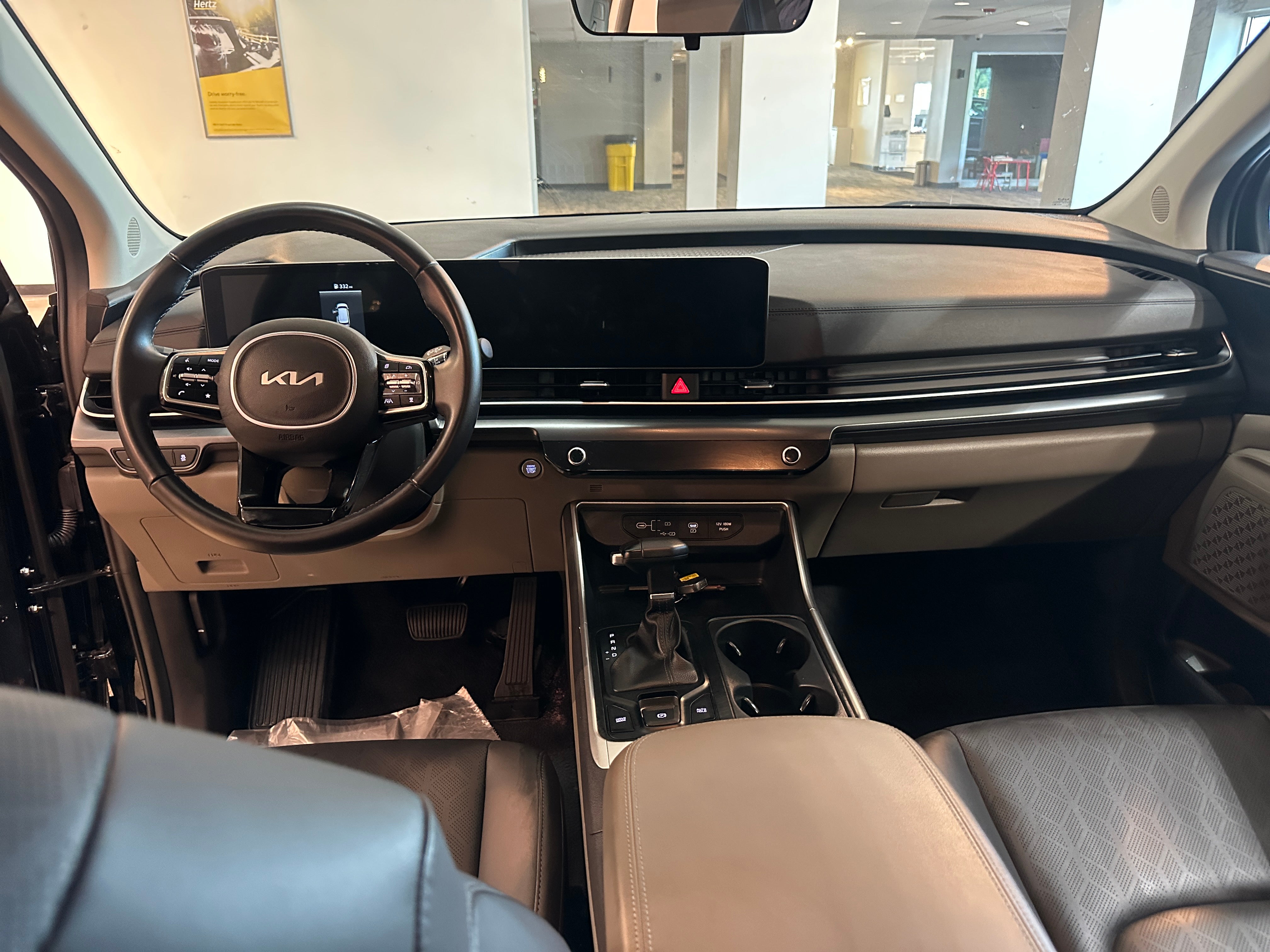 Thumbnail: 2026 Kia Carnival - 3