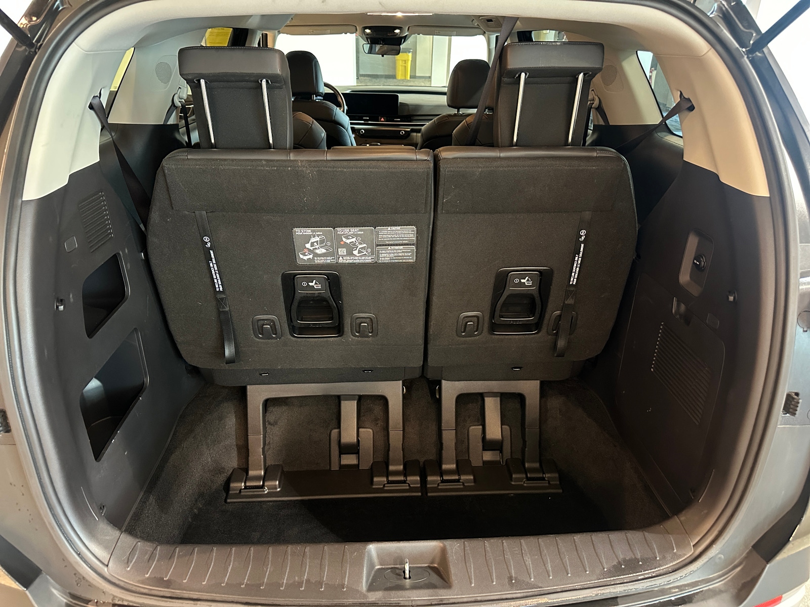 Thumbnail: 2026 Kia Carnival - 7