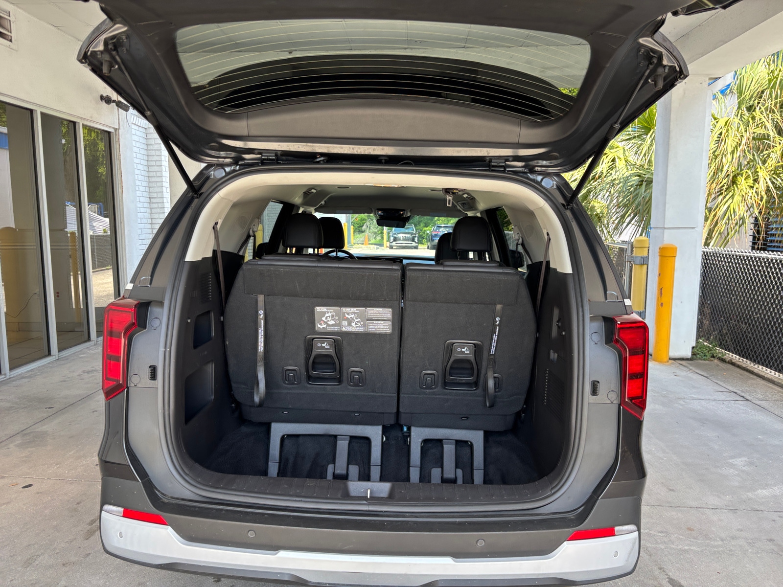 Thumbnail: 2026 Kia Carnival - 6