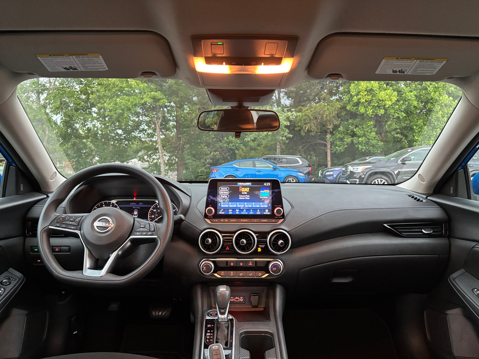 Thumbnail: 2025 Nissan Sentra - 3