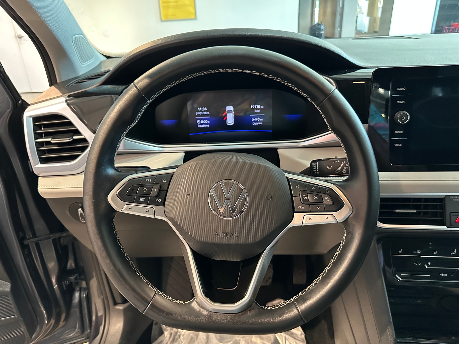 Thumbnail: 2026 Volkswagen Taos - 5