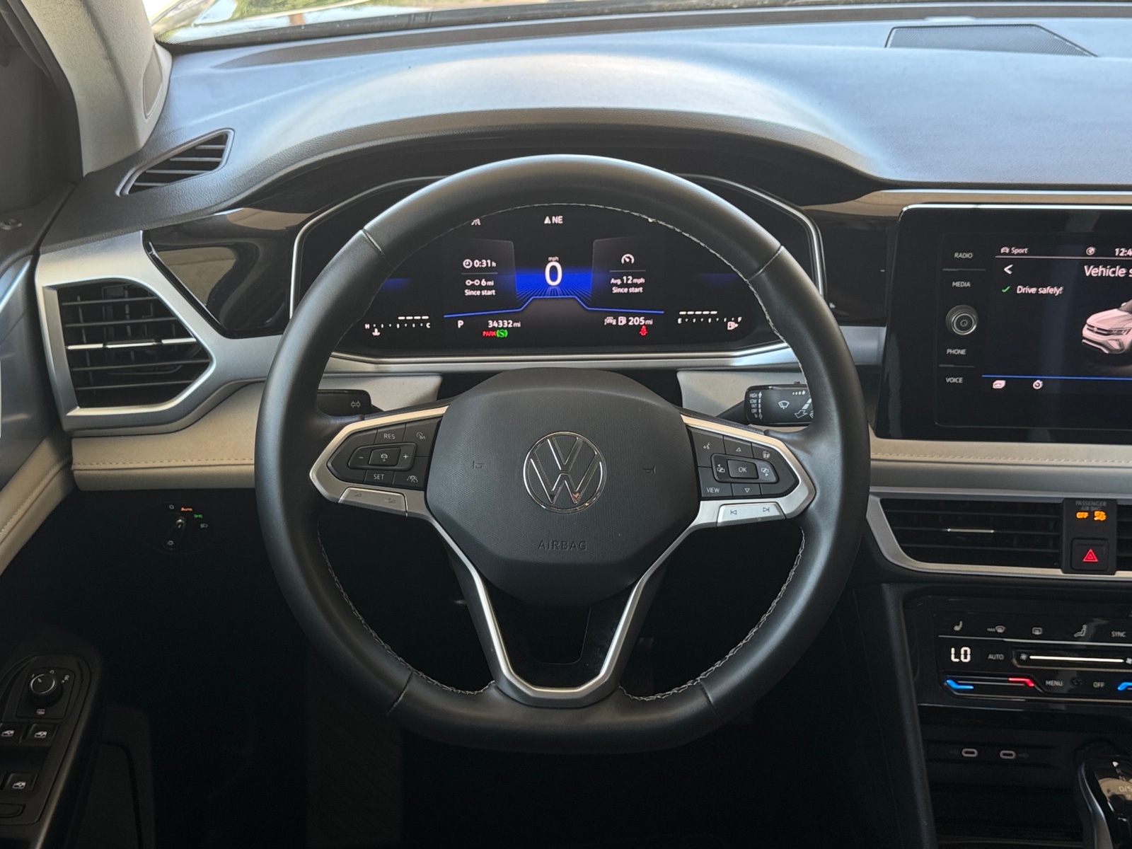 Thumbnail: 2025 Volkswagen Taos - 5