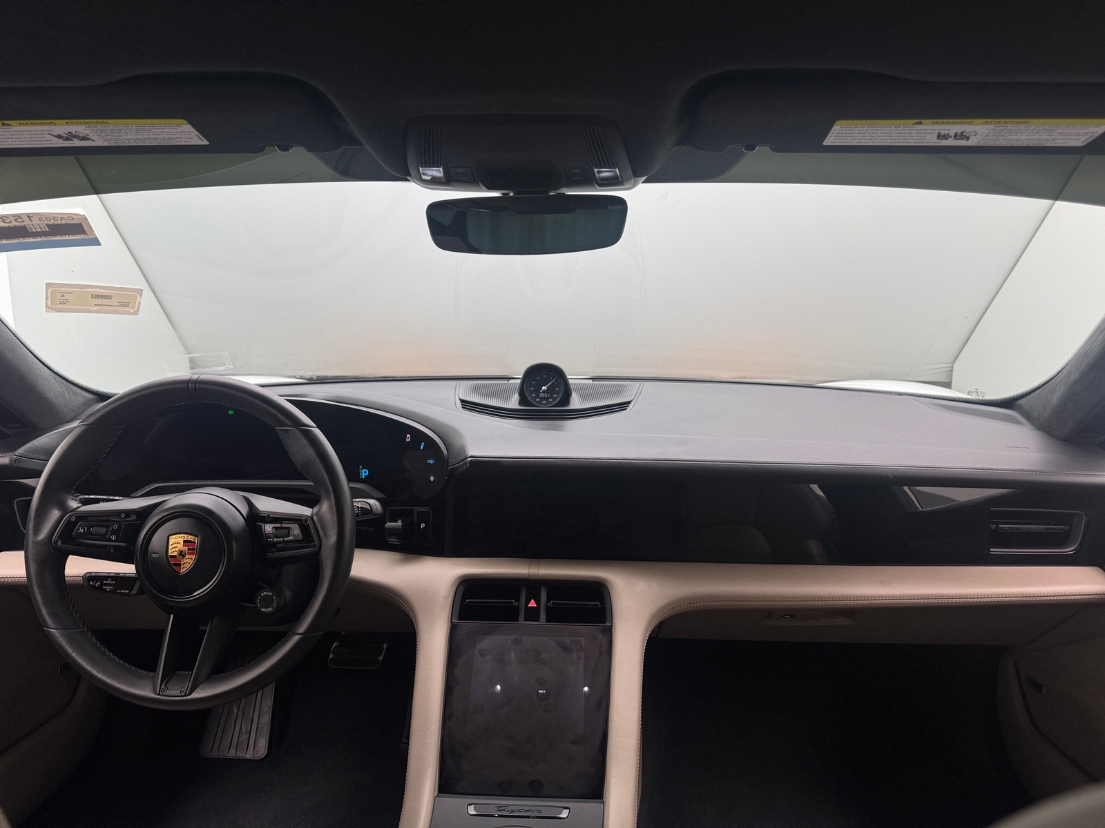 Thumbnail: 2022 Porsche Taycan - 3