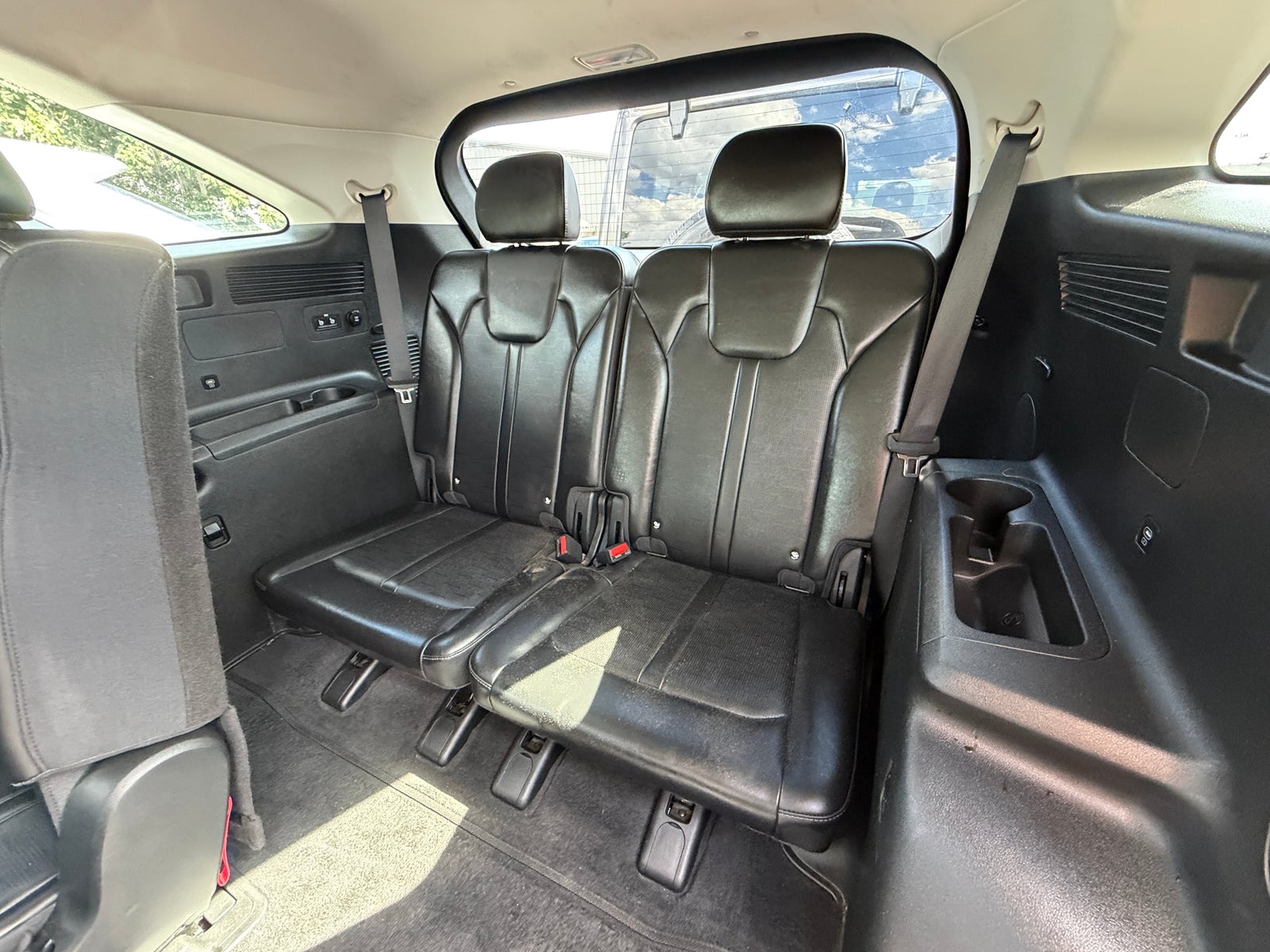 Thumbnail: 2024 Kia Sorento - 5