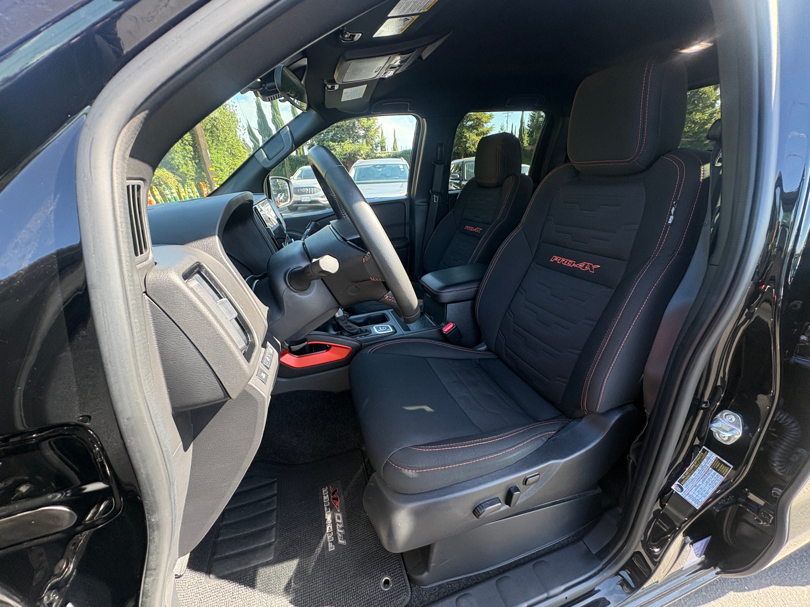 Thumbnail: 2026 Nissan Frontier - 2
