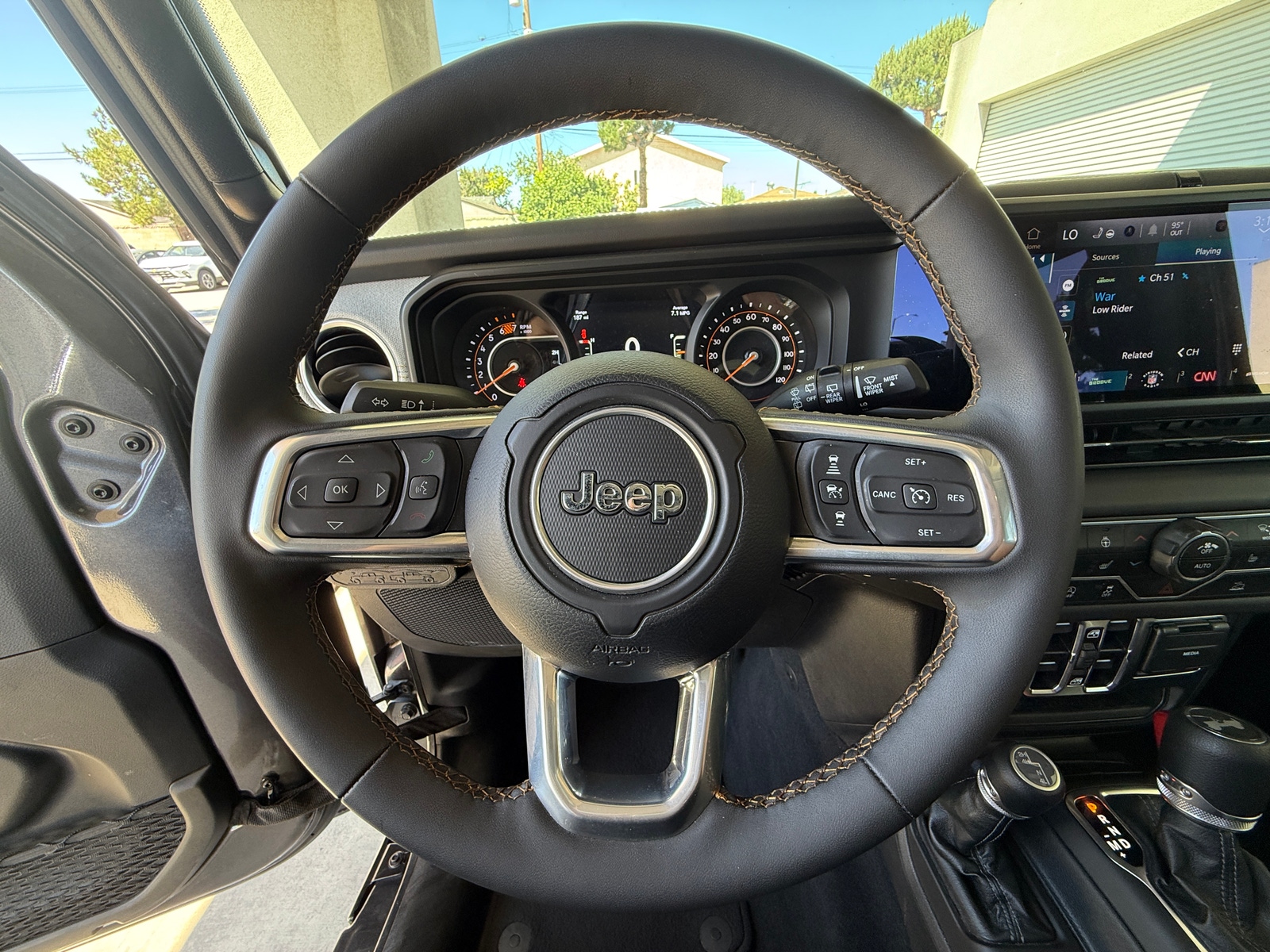 Thumbnail: 2025 Jeep Wrangler - 4