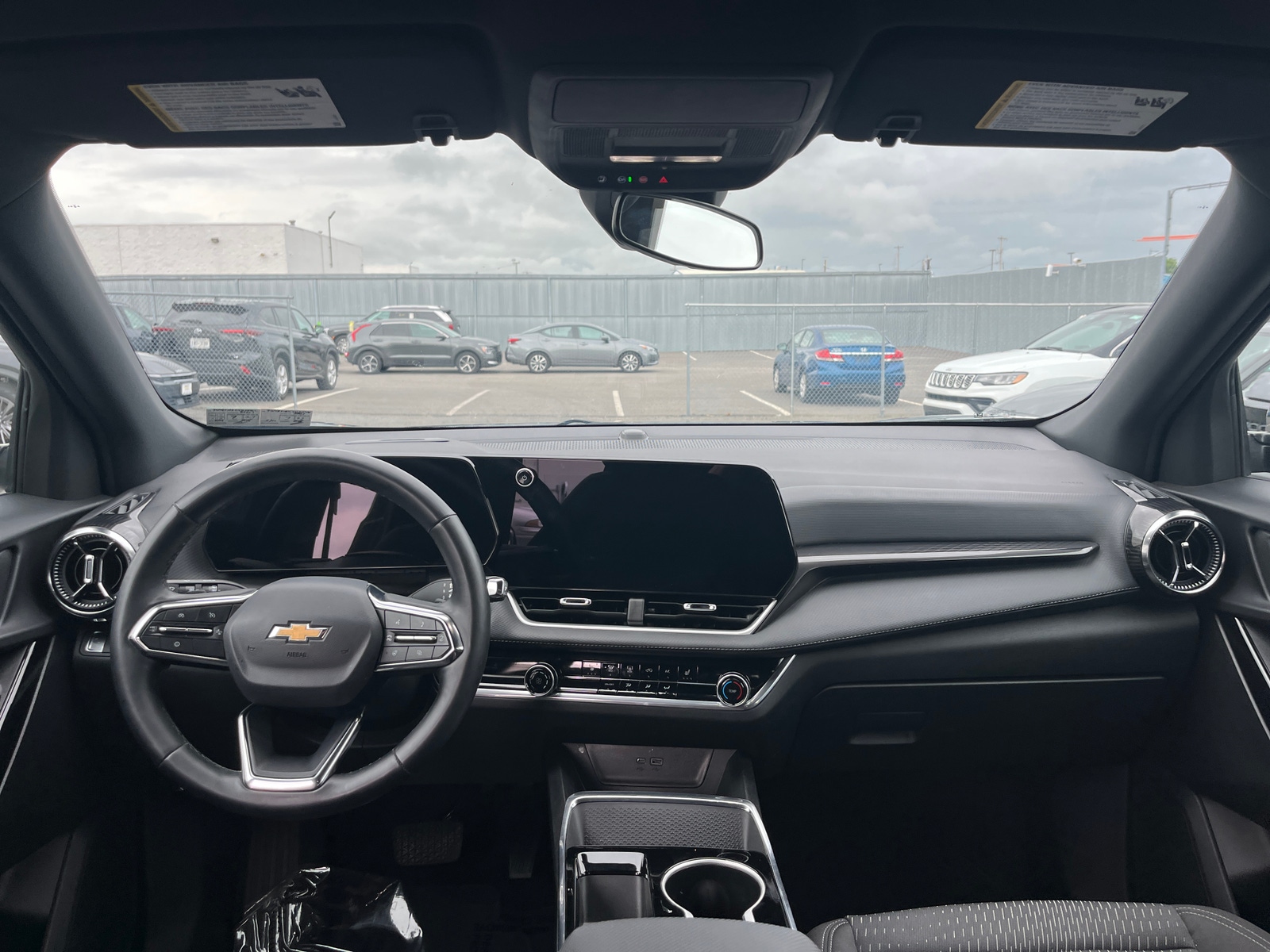 Thumbnail: 2025 Chevrolet Equinox - 3