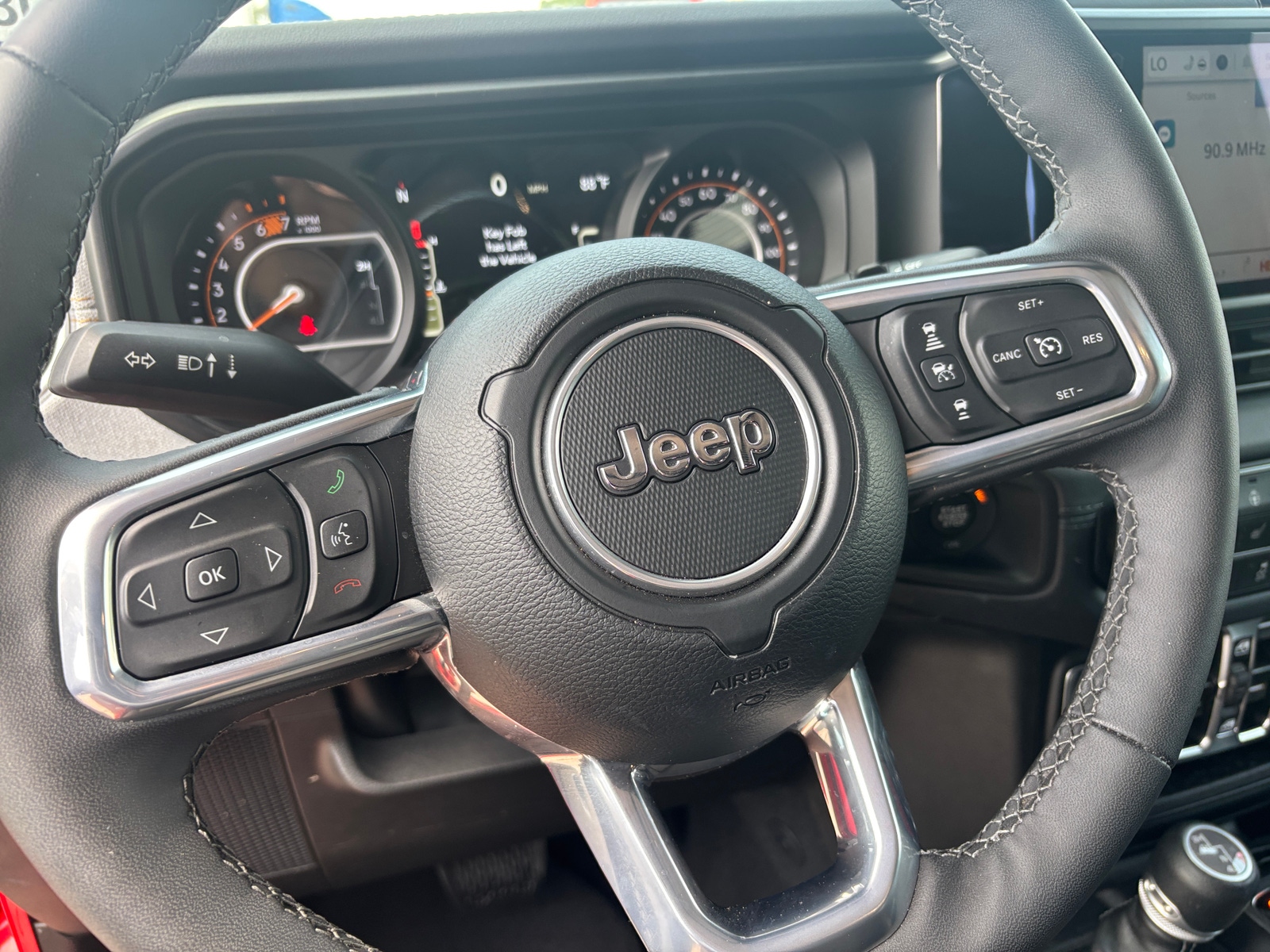 Thumbnail: 2025 Jeep Wrangler - 4