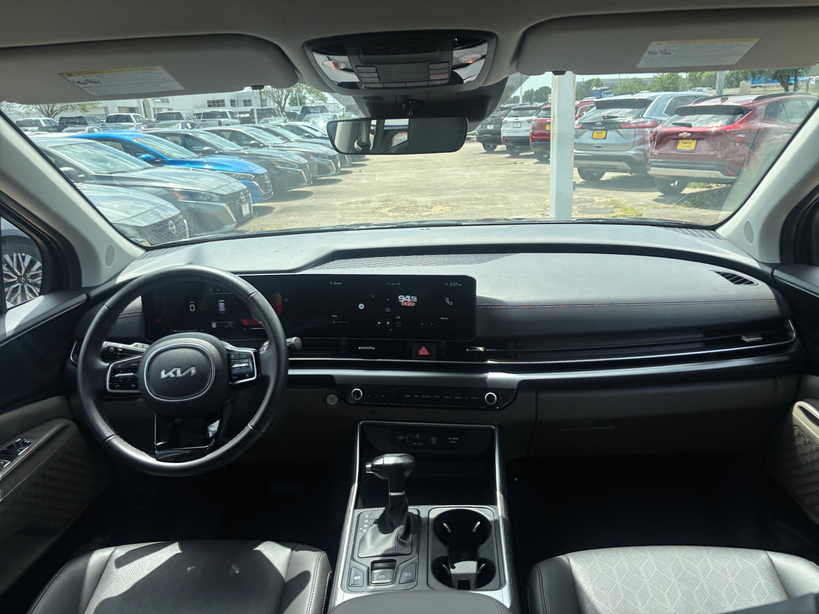 Thumbnail: 2026 Kia Carnival - 3