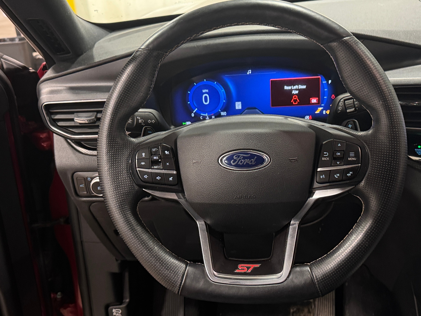 Thumbnail: 2020 Ford Explorer - 4