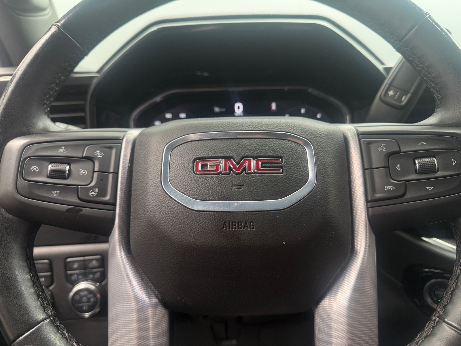 Thumbnail: 2025 GMC Sierra 1500 - 4
