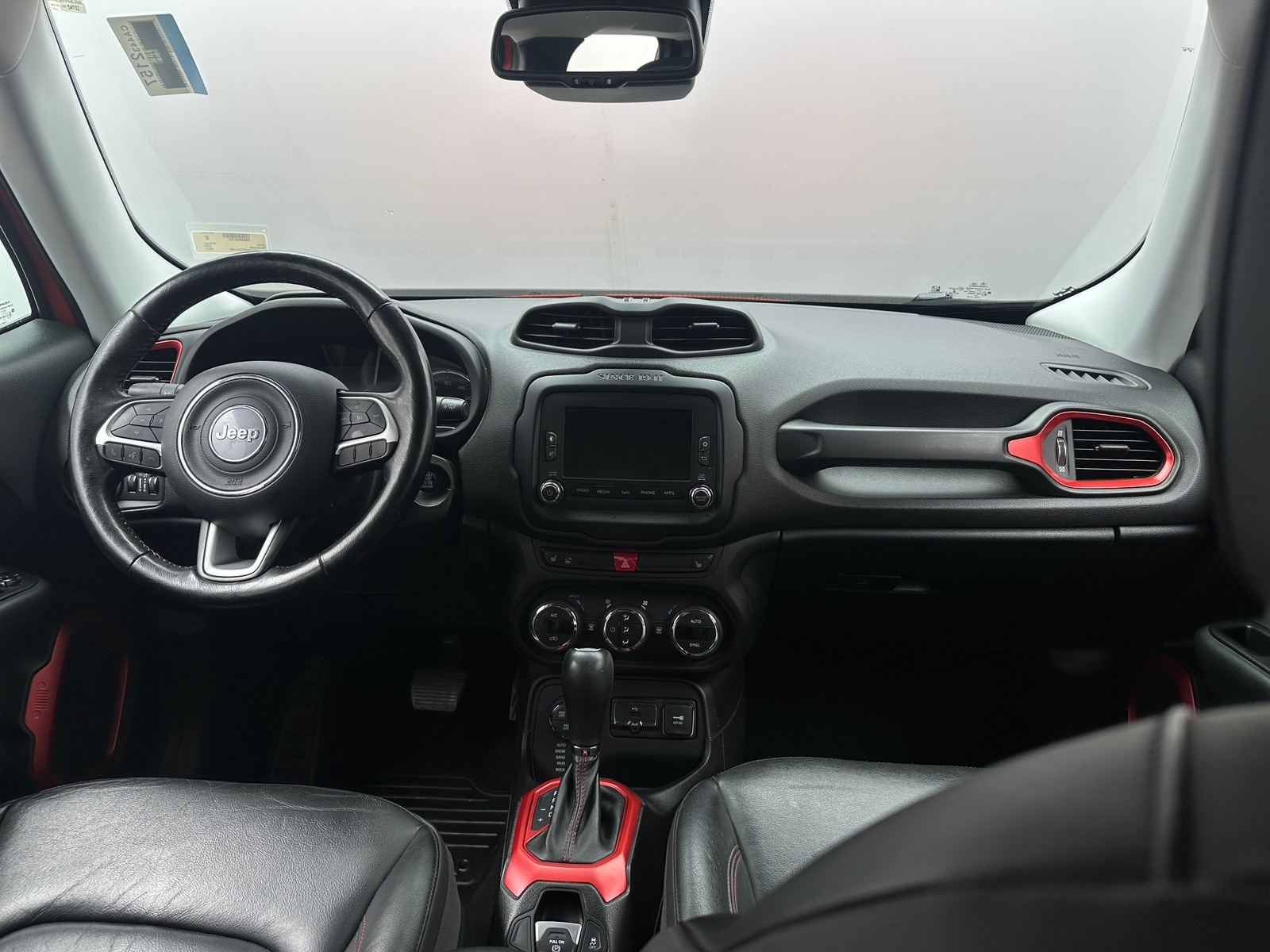 Thumbnail: 2017 Jeep Renegade - 3