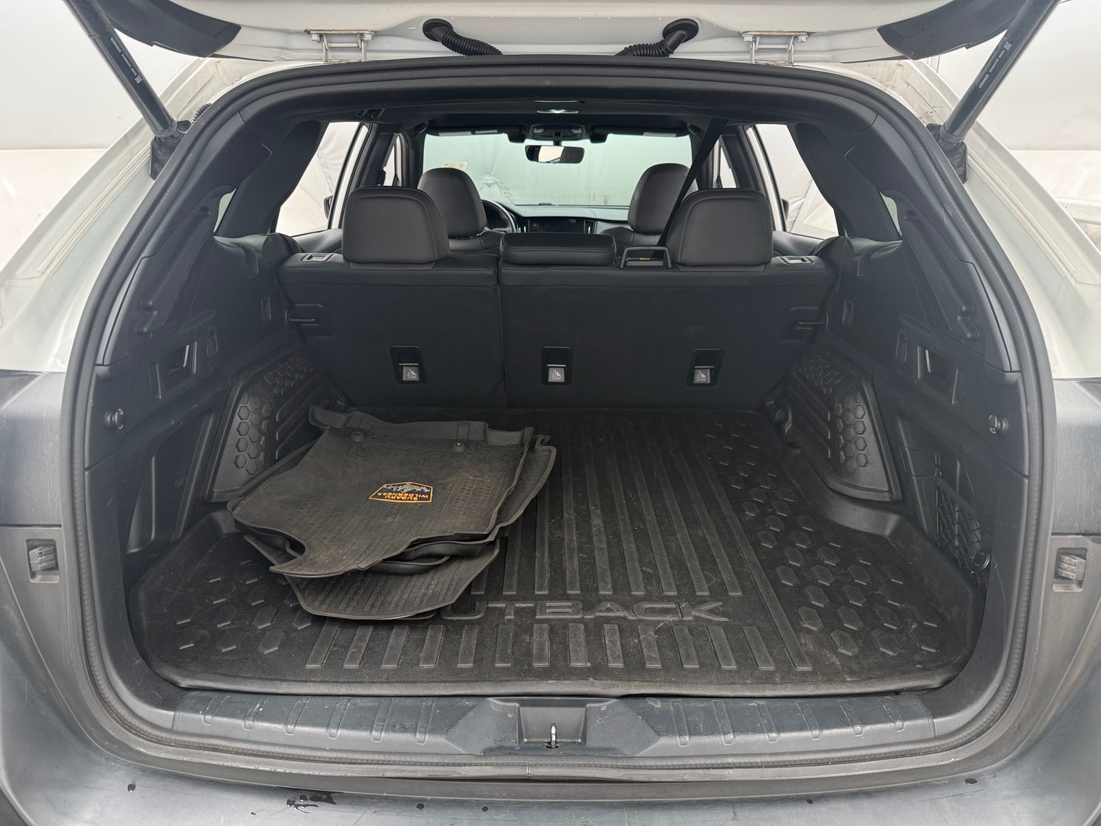 Thumbnail: 2022 Subaru Outback - 6
