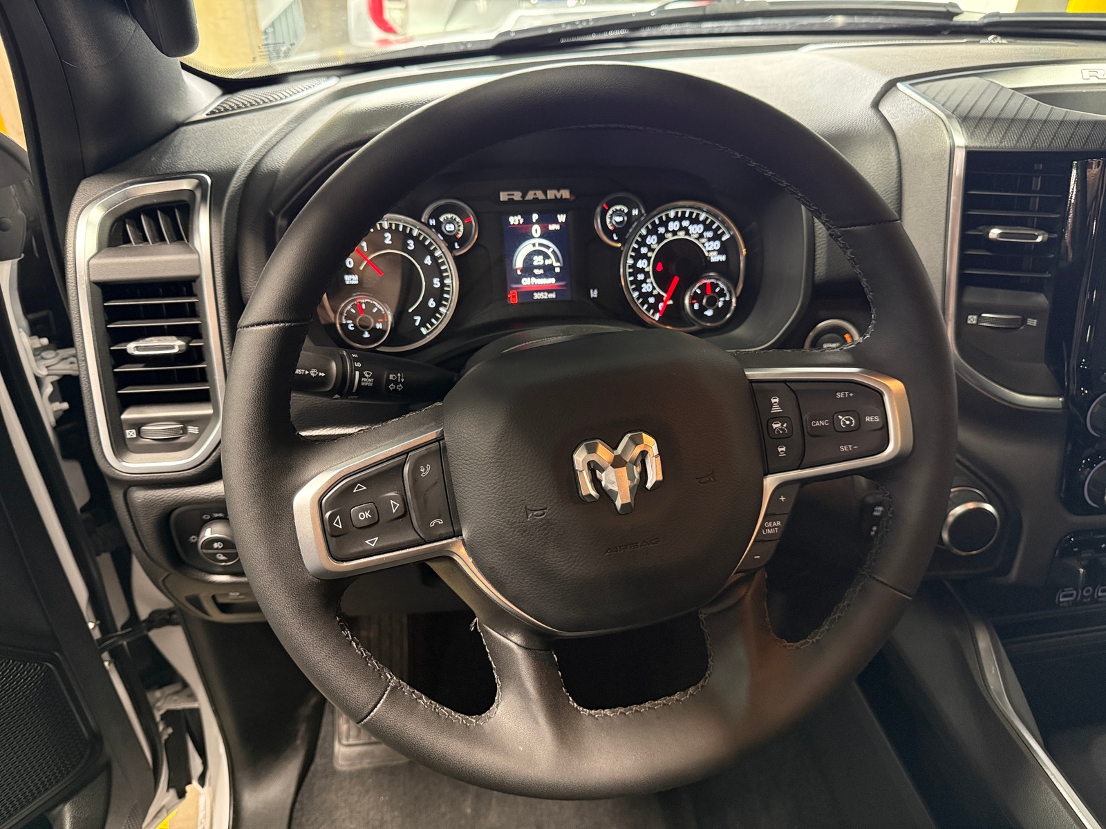 Thumbnail: 2025 RAM 1500 - 5
