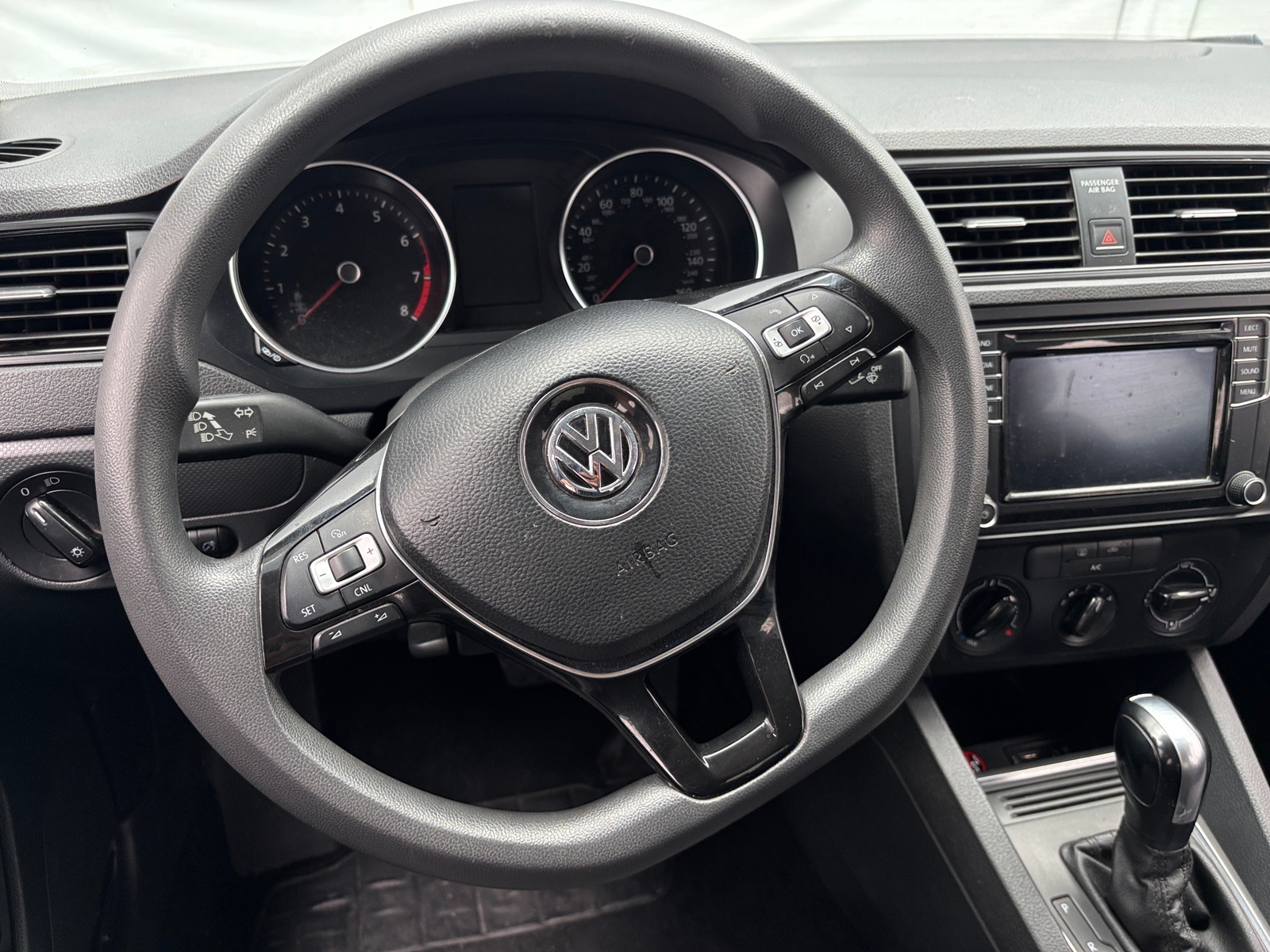 Thumbnail: 2016 Volkswagen Jetta - 5