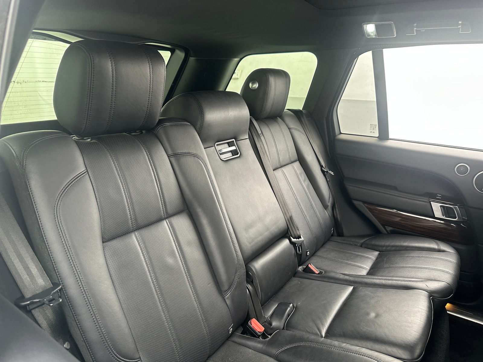 Thumbnail: 2017 Land Rover Range Rover - 5