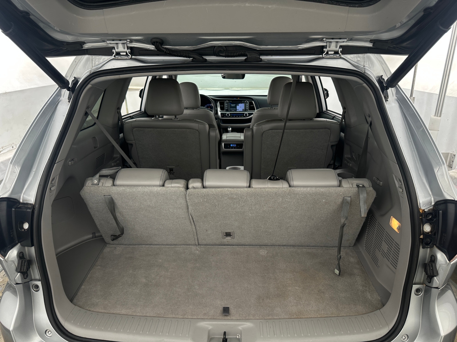 Thumbnail: 2018 Toyota Highlander - 6