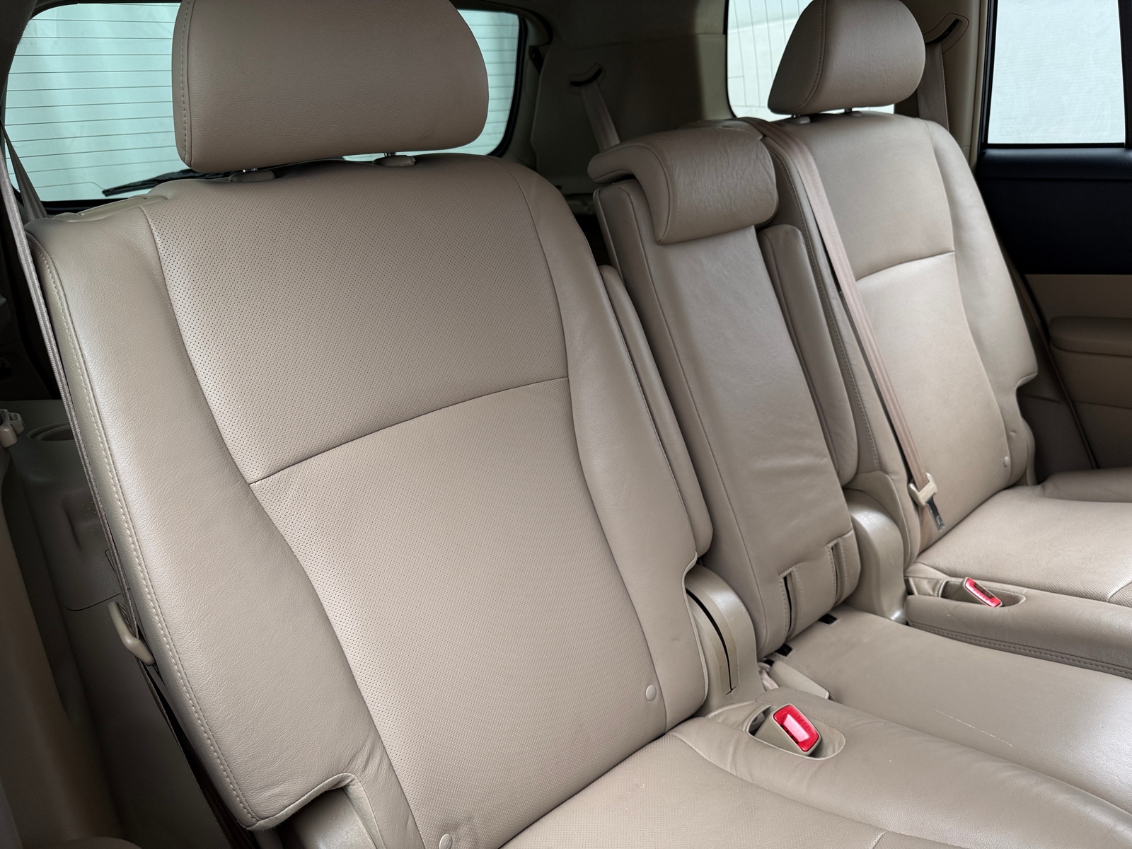 Thumbnail: 2013 Toyota Highlander - 5