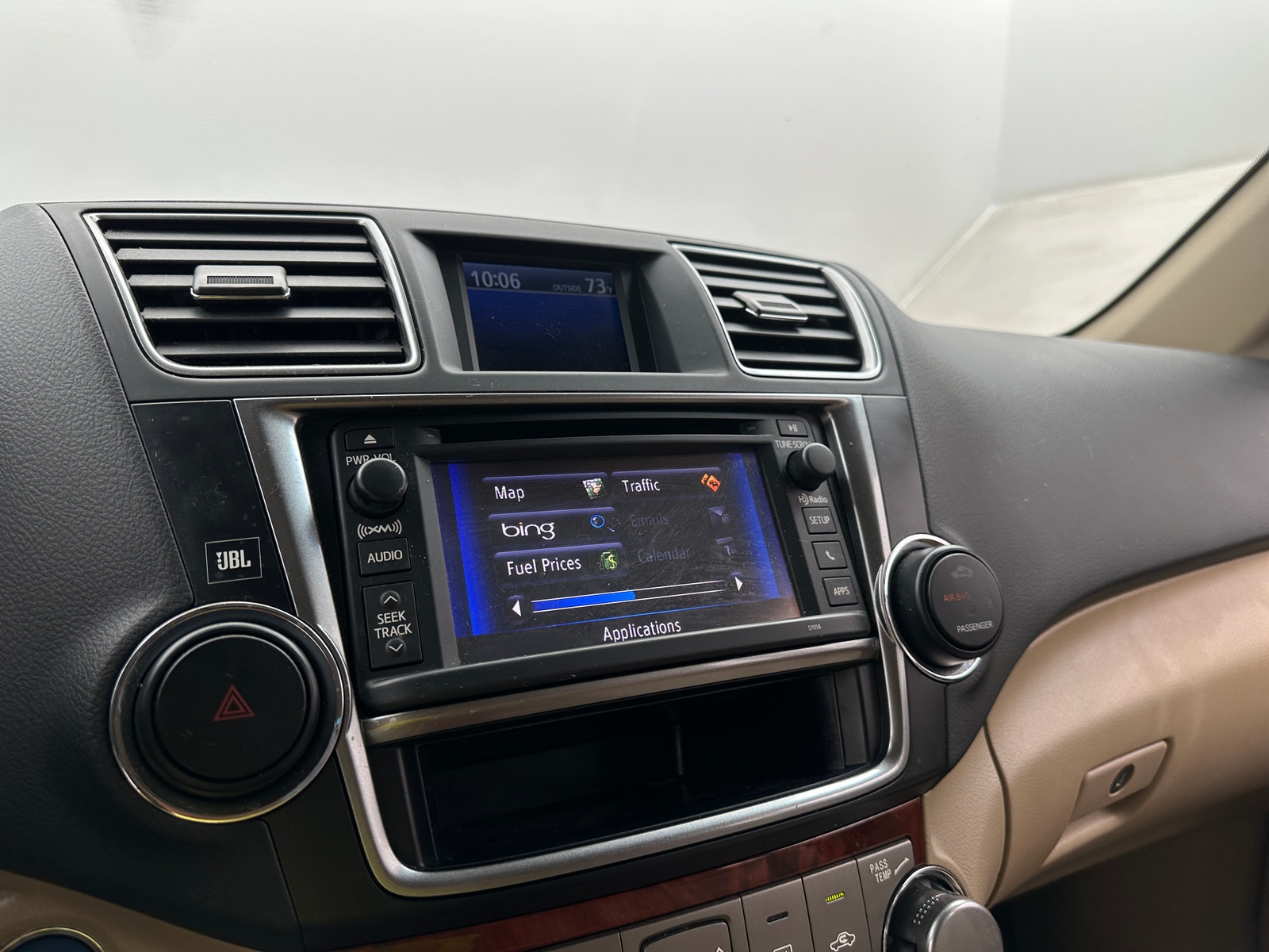 Thumbnail: 2013 Toyota Highlander - 3